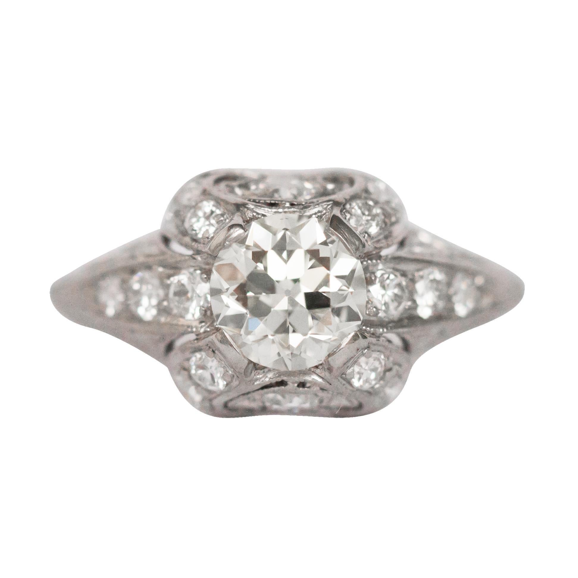 GIA Certified 1.00 Carat Diamond Platinum Engagement Ring For Sale