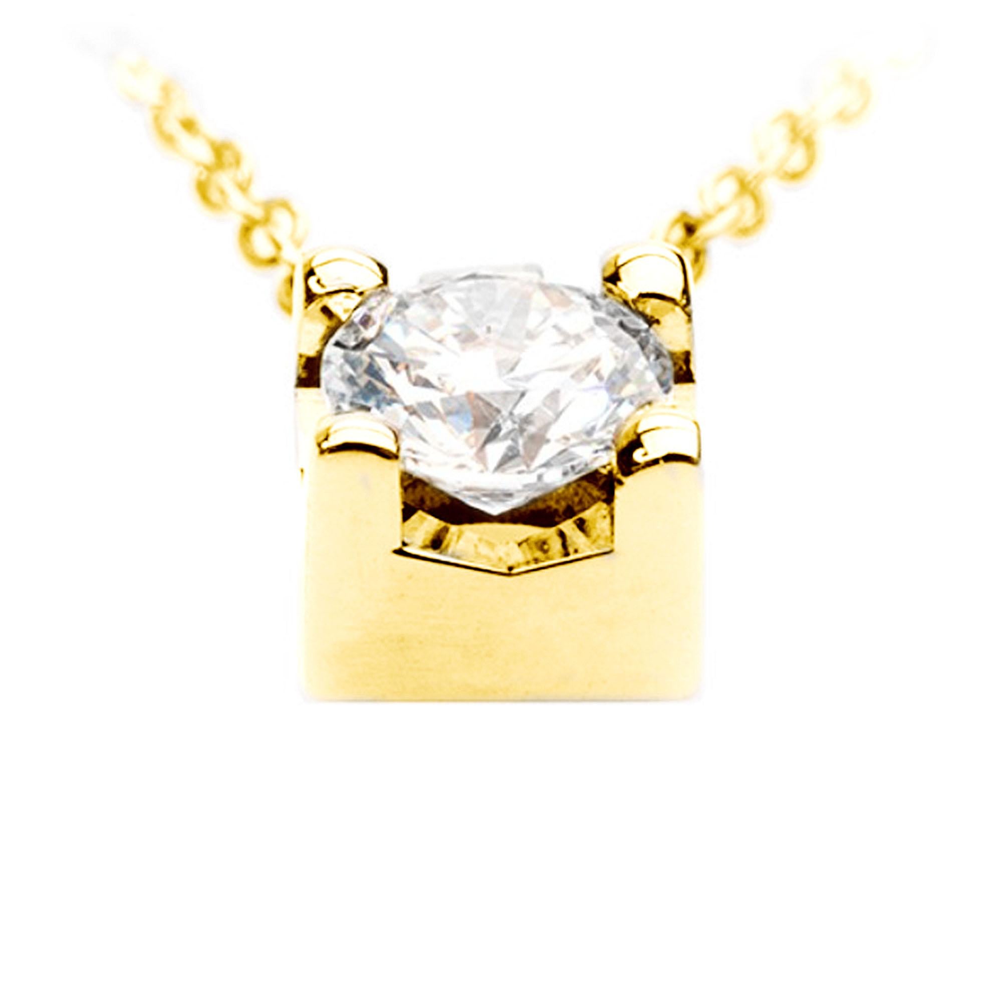 GIA Certified 1.00 Carat E-F Color VS Clarity Round Diamond Gold Chain Pendant  In New Condition For Sale In Rome, IT