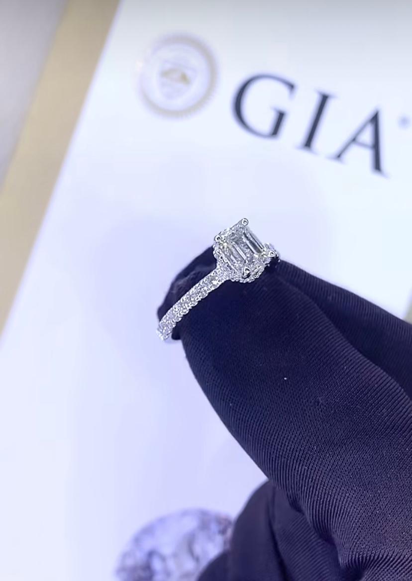 GIA-zertifizierter Solitär-Ring, 1,00 Karat Smaragdform, Diamant 18K Gold, Solitär für Damen oder Herren im Angebot