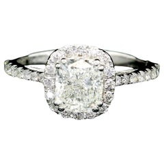 GIA Certified 1.00 Carat F Colour VS2 Clarity Diamond Ring