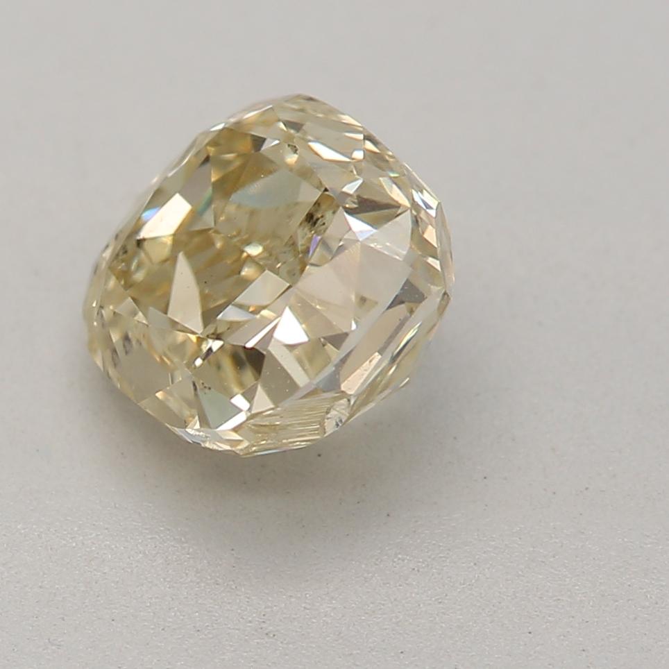 Diamant jaune brunâtre fantaisie certifié GIA de 1,00 carat de pureté SI2 Neuf - En vente à บางรัก, TH