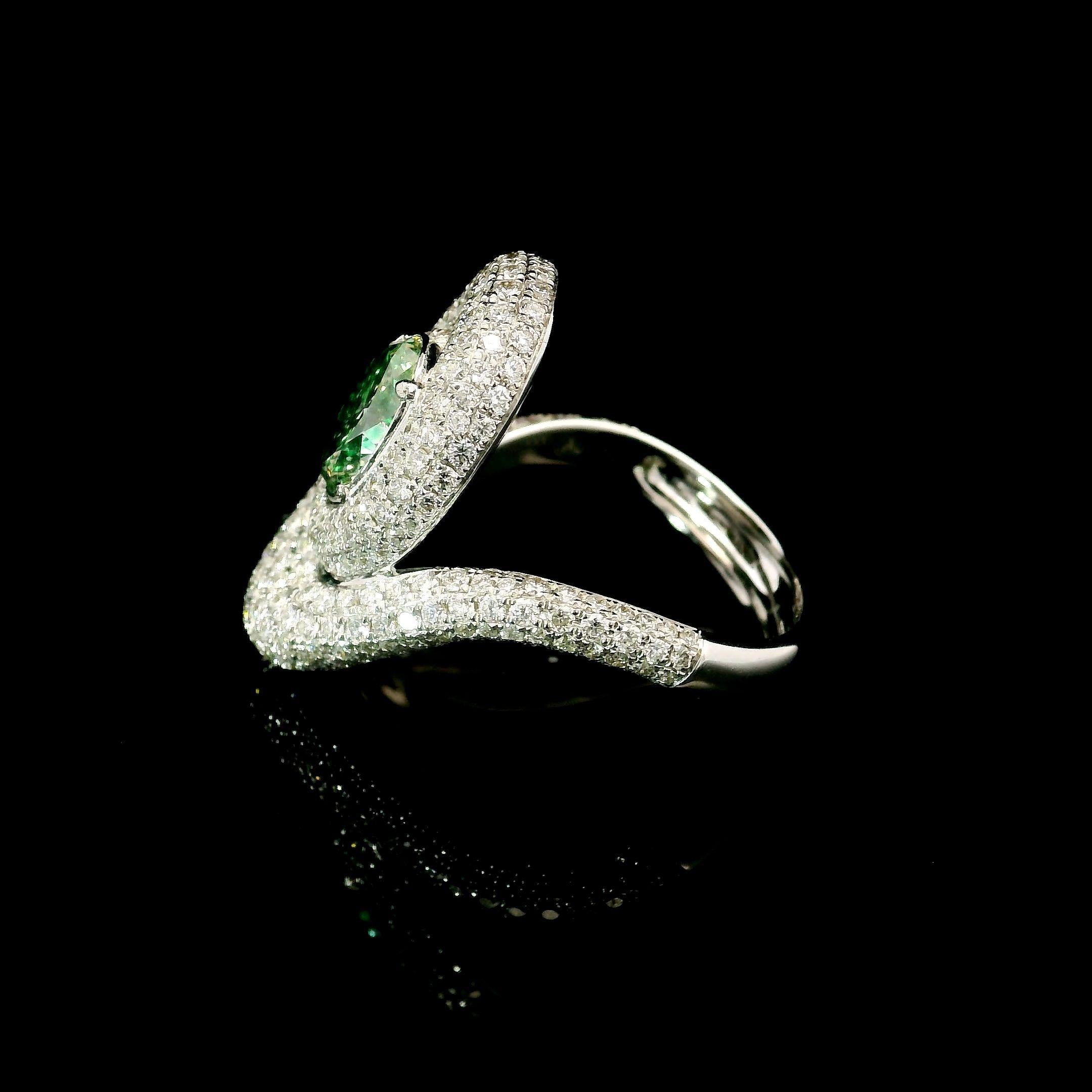 GIA Certified 1.00 Carat Fancy Intense Green VVS Clarity Diamond Ring For Sale 1