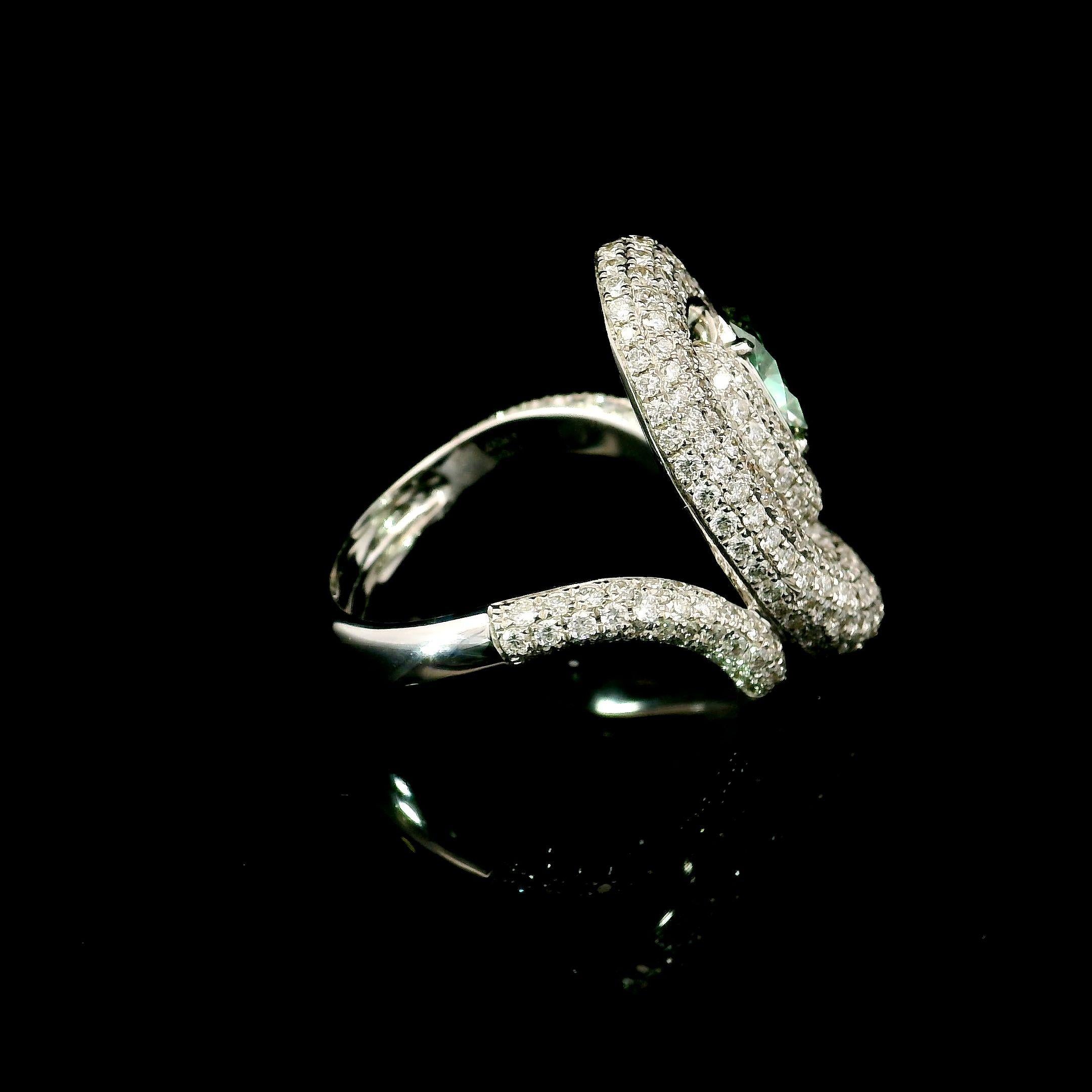 GIA Certified 1.00 Carat Fancy Intense Green VVS Clarity Diamond Ring For Sale 2