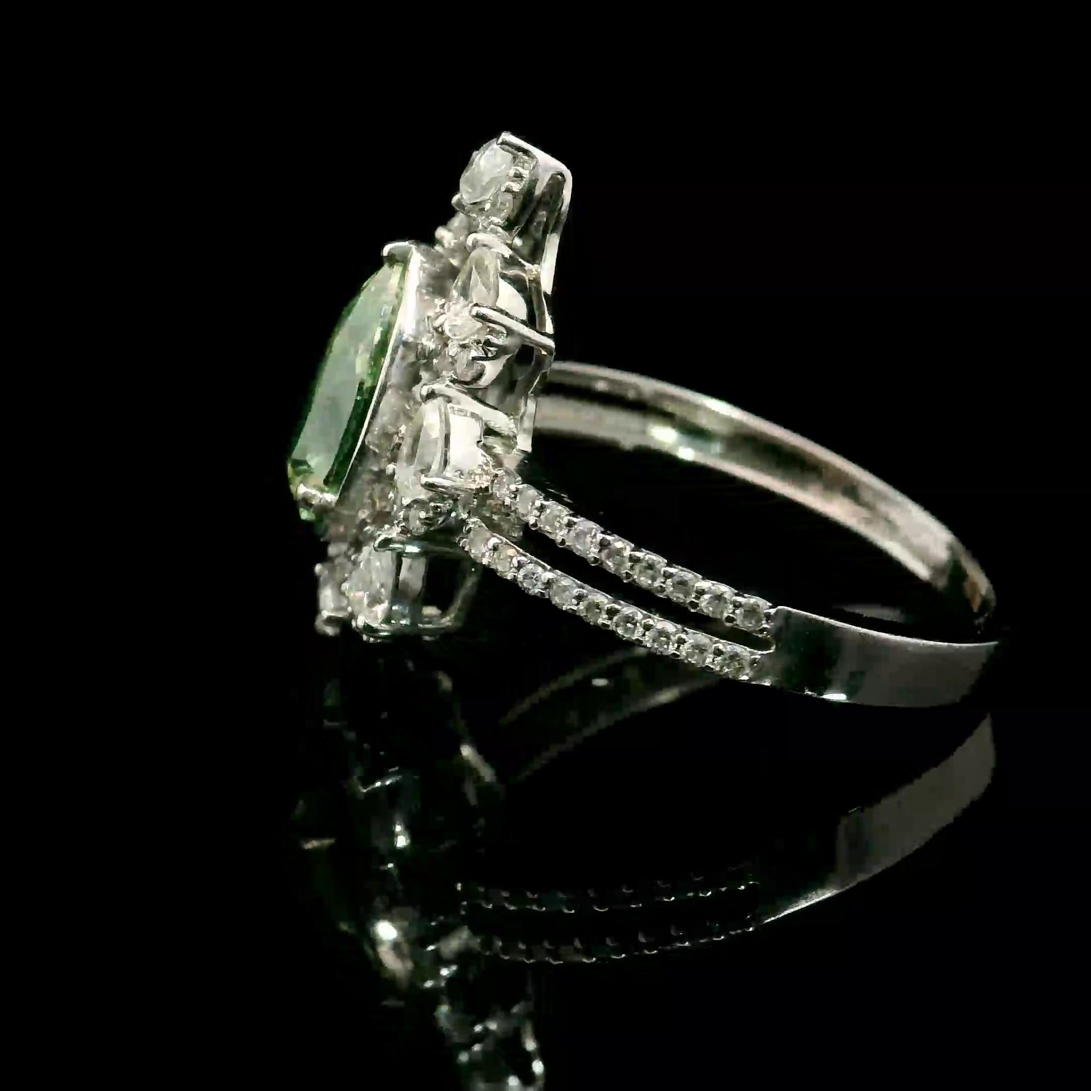 Taille poire Bague en diamant certifié GIA 1,00 carat Fancy Light Brownish Greenish Yellow SI2 en vente