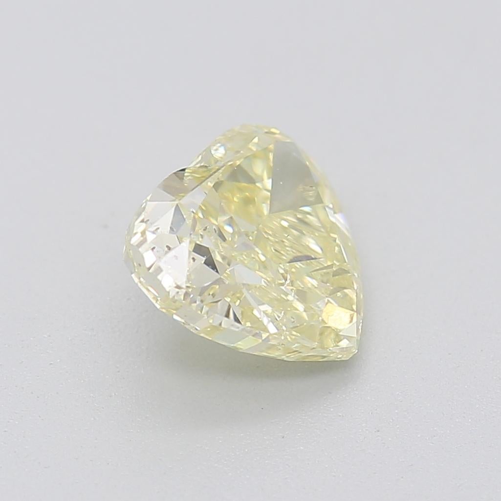 Women's or Men's GIA Certified 1.00 Carat Fancy Light Yellow SI2 Clarity Diamond For Sale