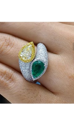 GIA Certified 1.00 Carat Fancy Yellow Diamond  1.50 Ct Zambian Emerald Gold Ring