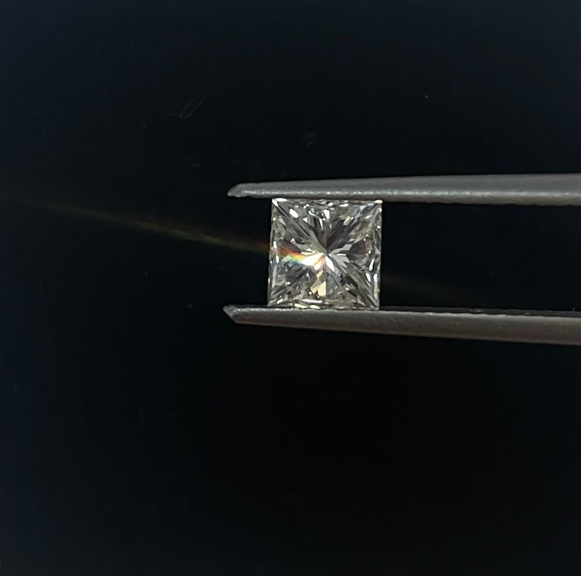 Taille princesse GIA Certified 1.00 Carat G VS2 Loose Princess Cut Natural Diamond en vente