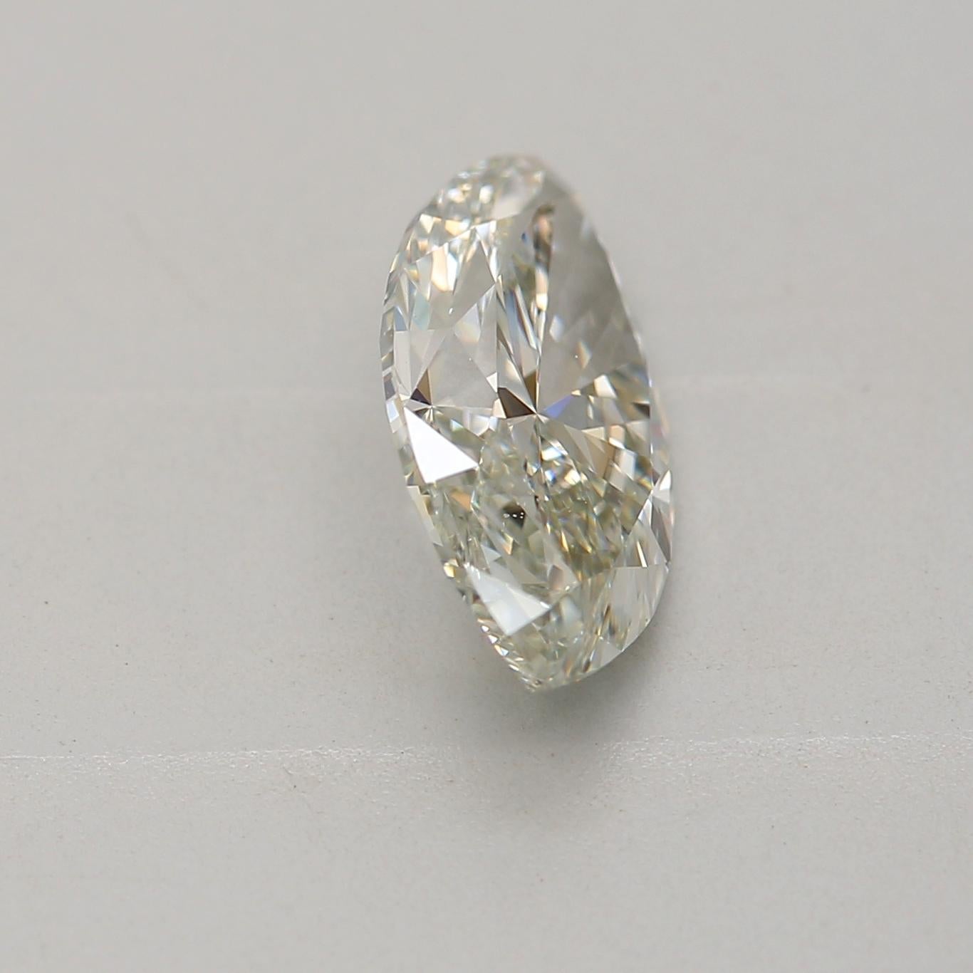 Women's or Men's GIA Certified 1.00 Carat Light Yellow Green VS2 Clarity Diamond For Sale
