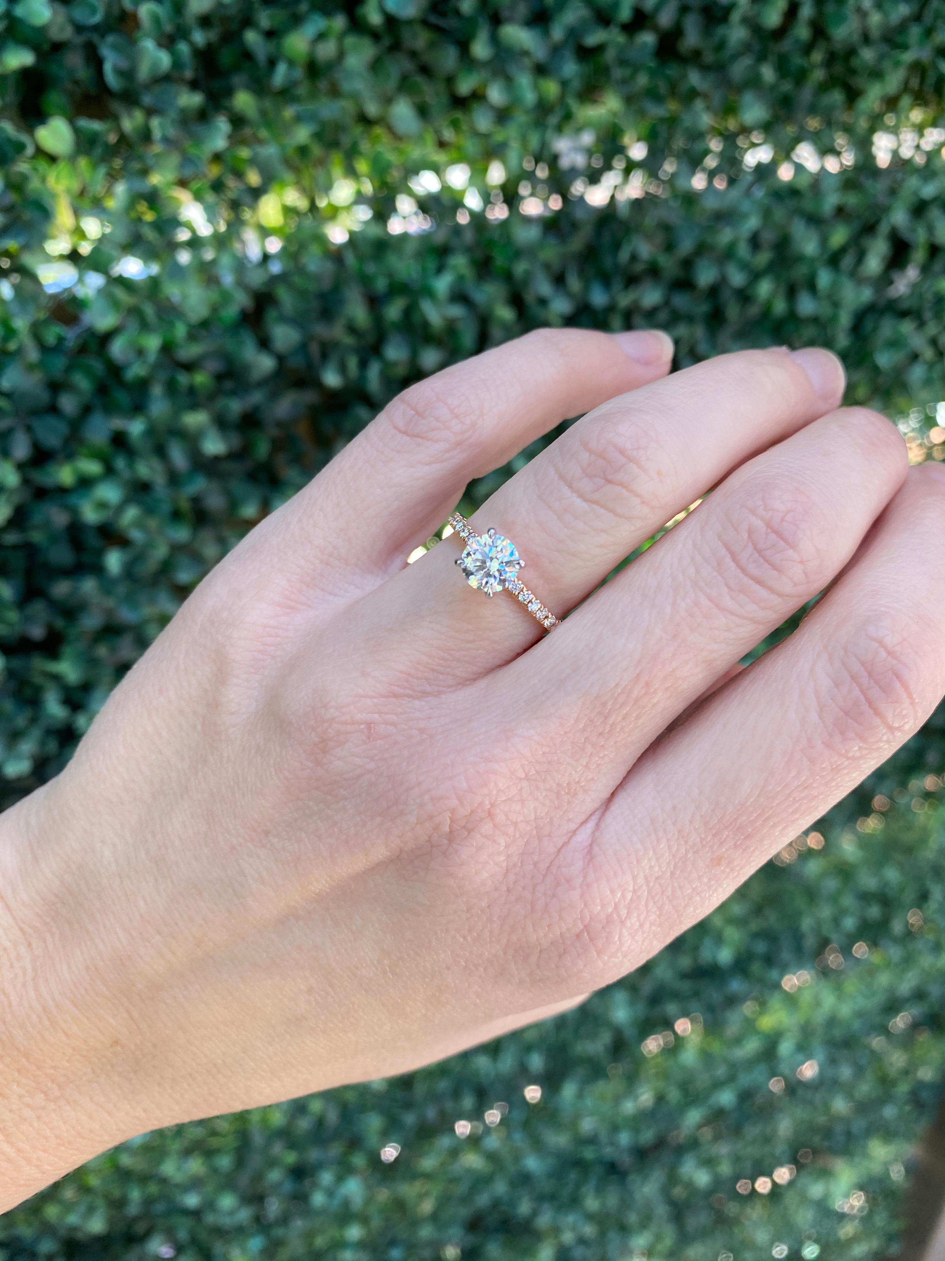 Bague de fiançailles en or rose 14 carats avec diamant rond de 1,00 carat certifié par le GIA en vente 1