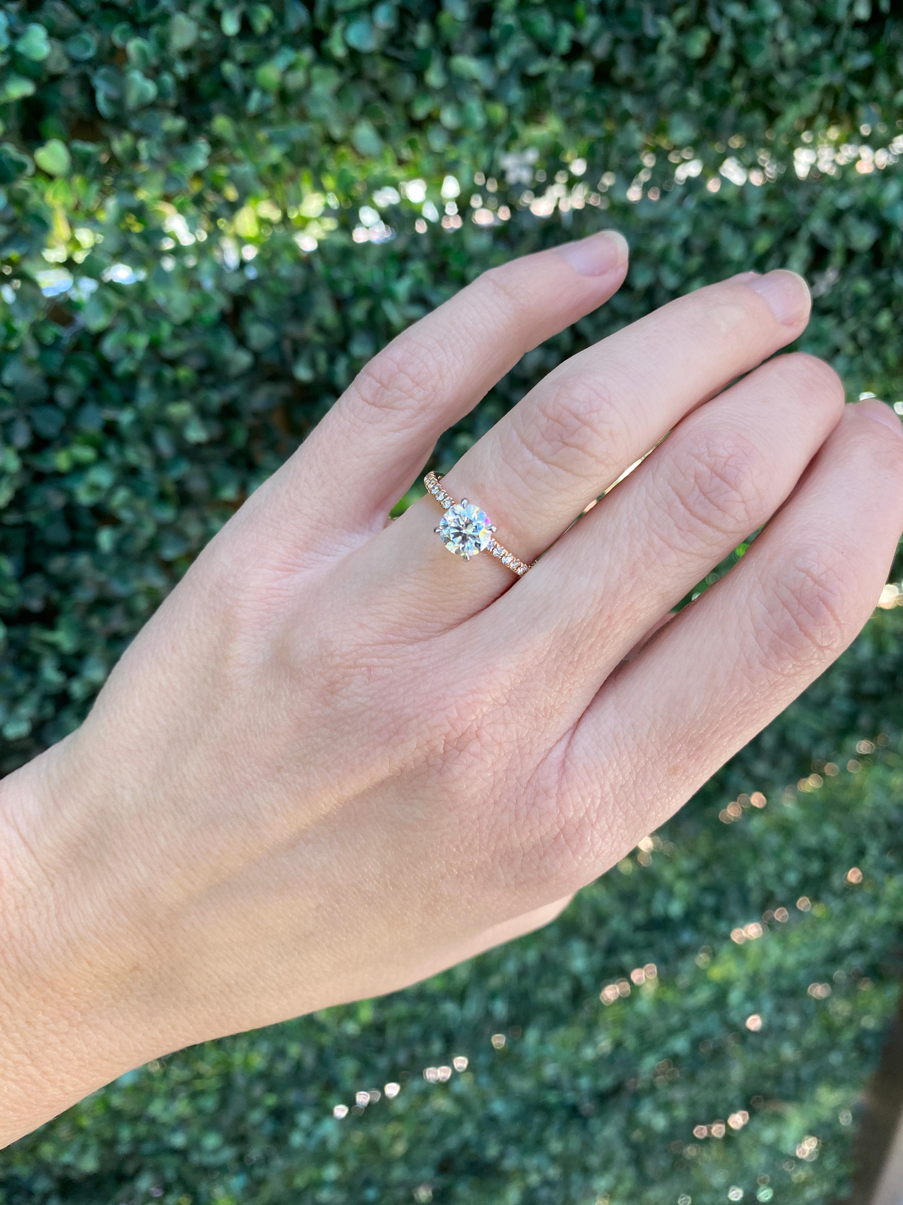Bague de fiançailles en or rose 14 carats avec diamant rond de 1,00 carat certifié par le GIA en vente 4