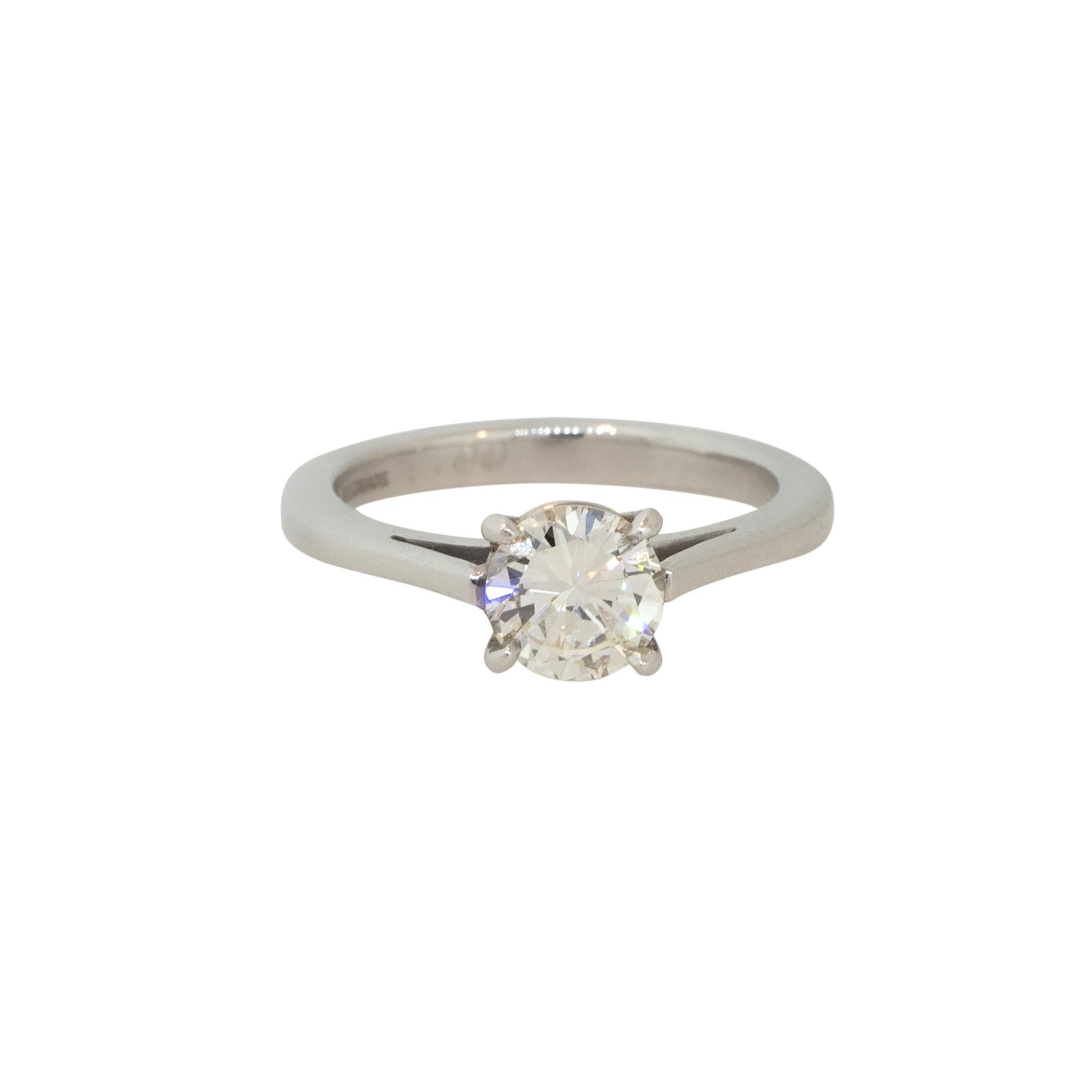 Women's GIA Certified 1.00 Carat Round Diamond Engagement Ring Platinum in Stock For Sale