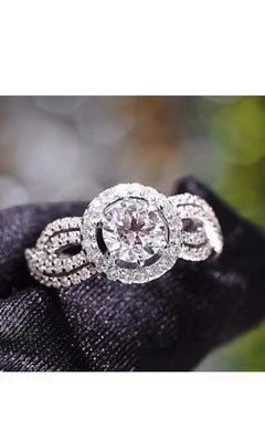 GIA Certified 1.00 Carat Round Shape Diamond 18K Gold Ring