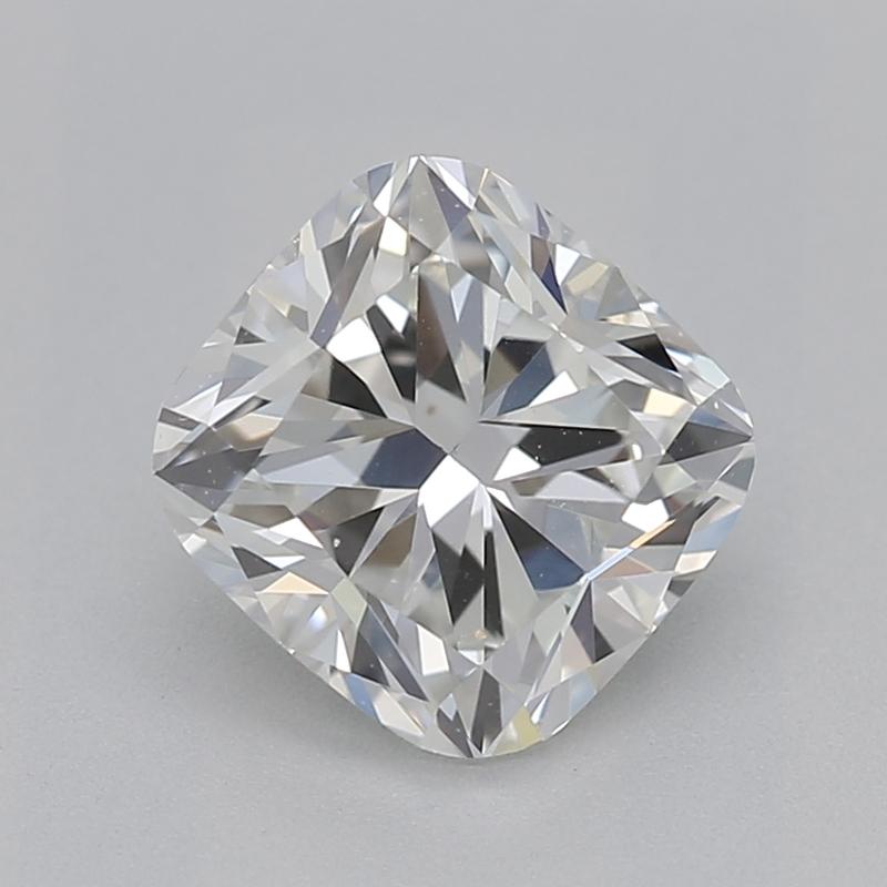 Con un design incantevole, questo straordinario anello di diamanti presenta un affascinante diamante centrale certificato GIA cushion I VS1 1.00, che emana una brillantezza seducente che cattura lo sguardo. Realizzata in lussuoso oro giallo, la