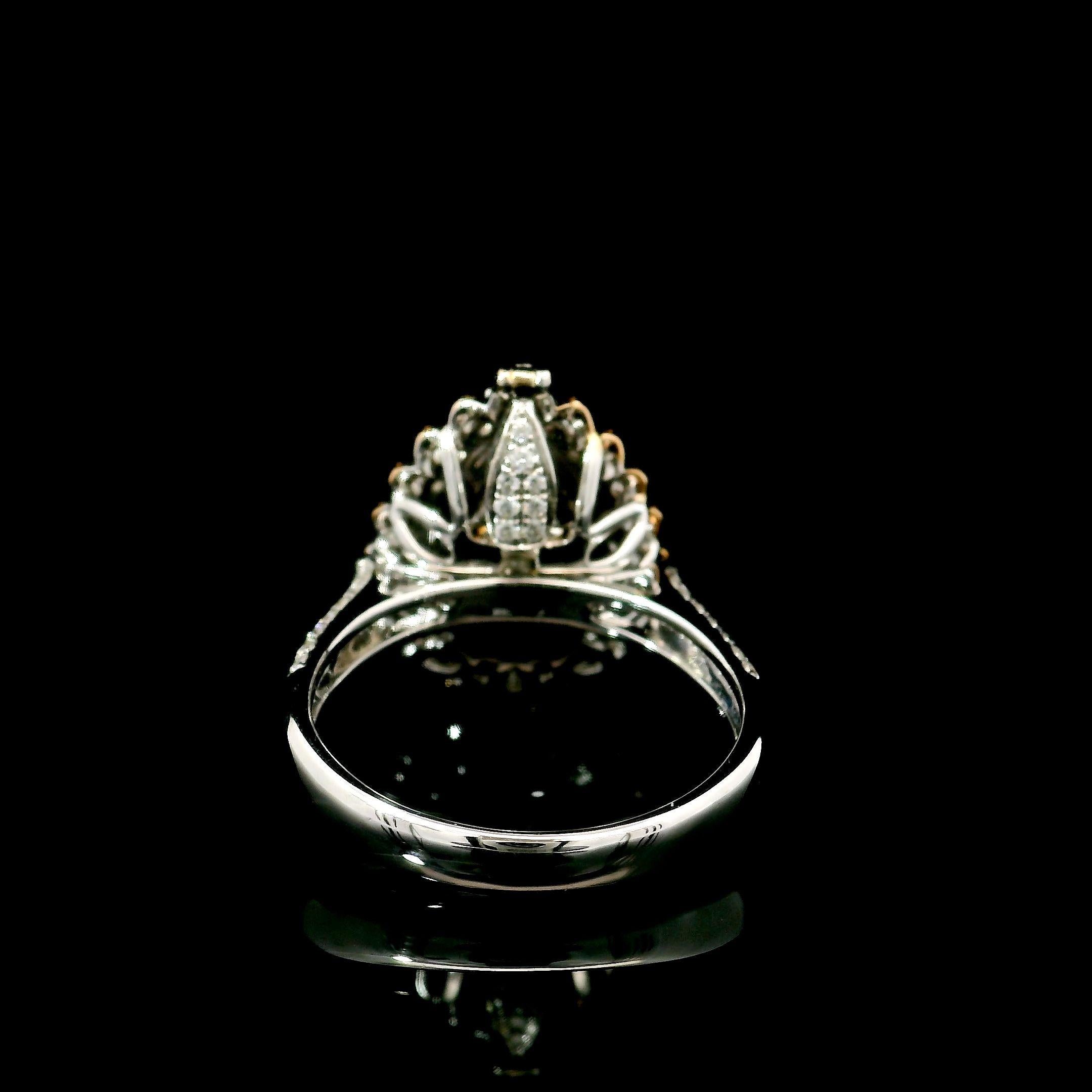 Women's or Men's GIA Certified 1.00 Carat Very Light Green Yellow SI1 Clarity Diamond Ring For Sale