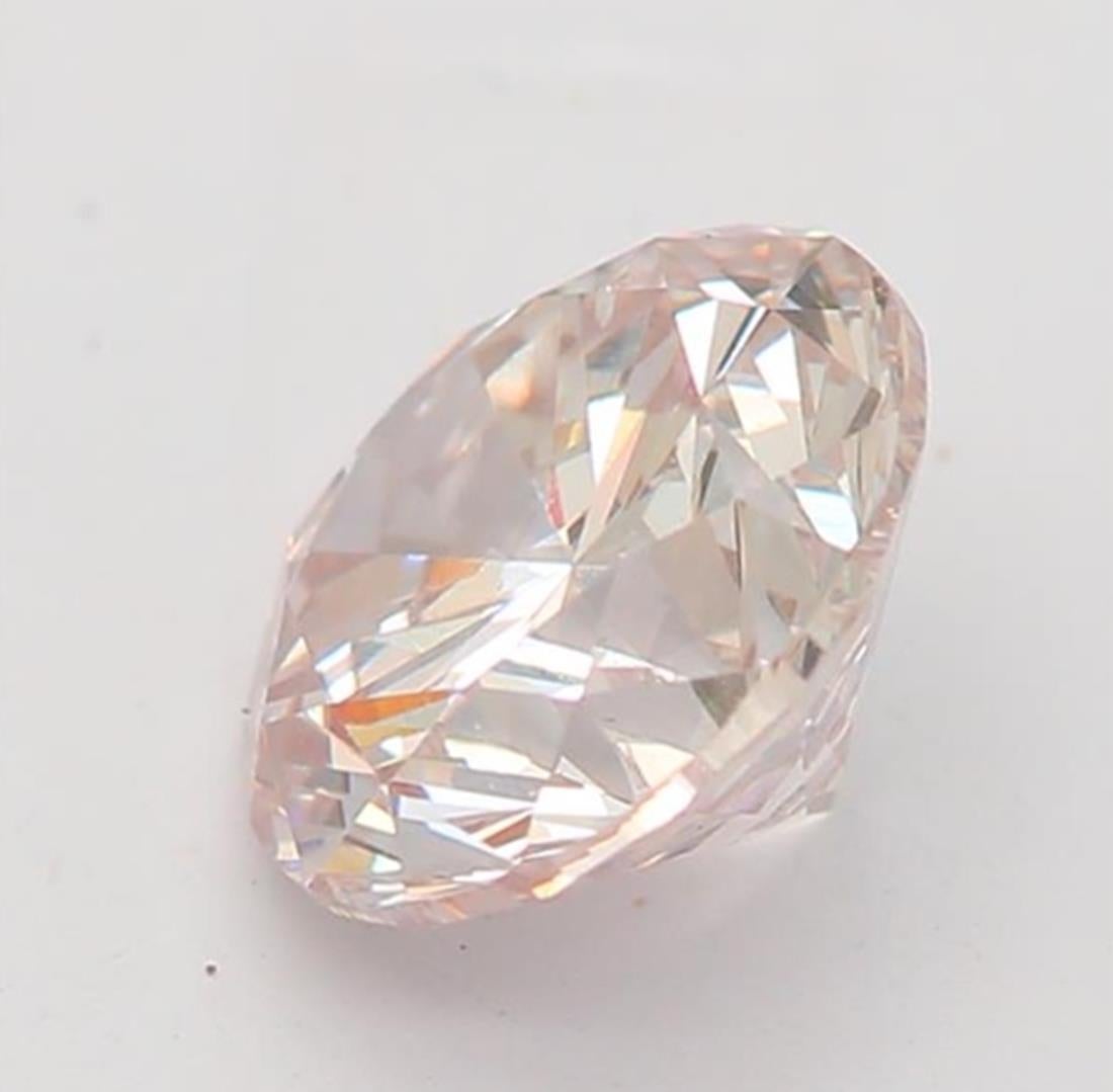 Women's or Men's GIA Certified 1.00 Carat Very Light Pink SI2 Clarity Diamond For Sale