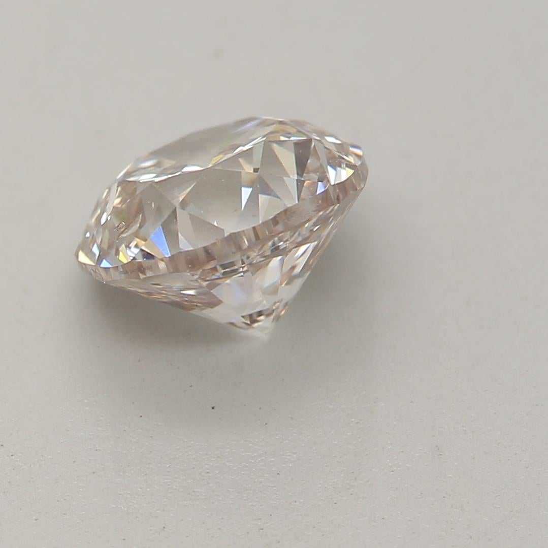 GIA Certified 1.00 Carat Very Light Pinkish Brown SI2 Clarity Diamond In New Condition For Sale In บางรัก, TH