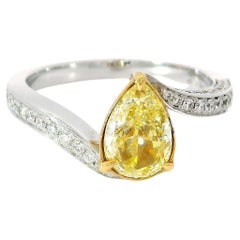 GIA Certified 1.00 Carat W - X Colour VS2 Clarity Diamond Ring