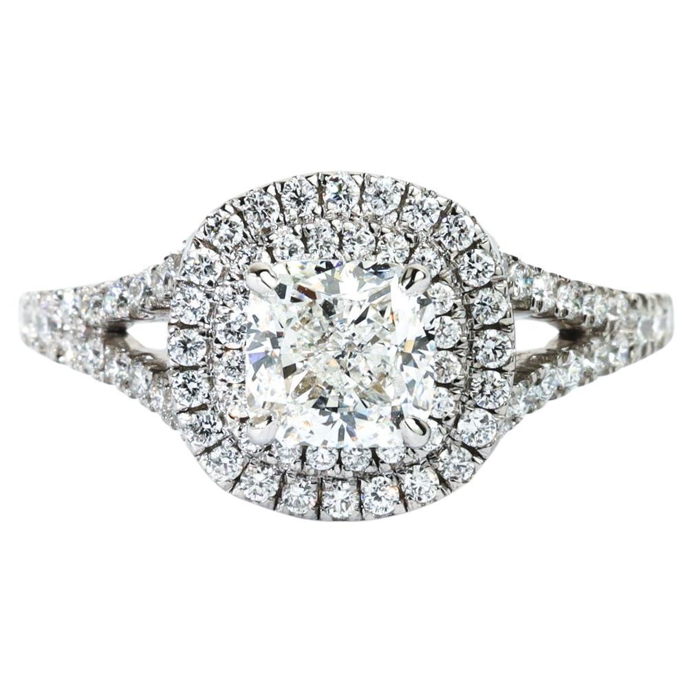 GIA-Bericht zertifizierter E VVS Diamantring mit doppeltem Halo im Kissenschliff in 950 Platin mit Kissenschliff