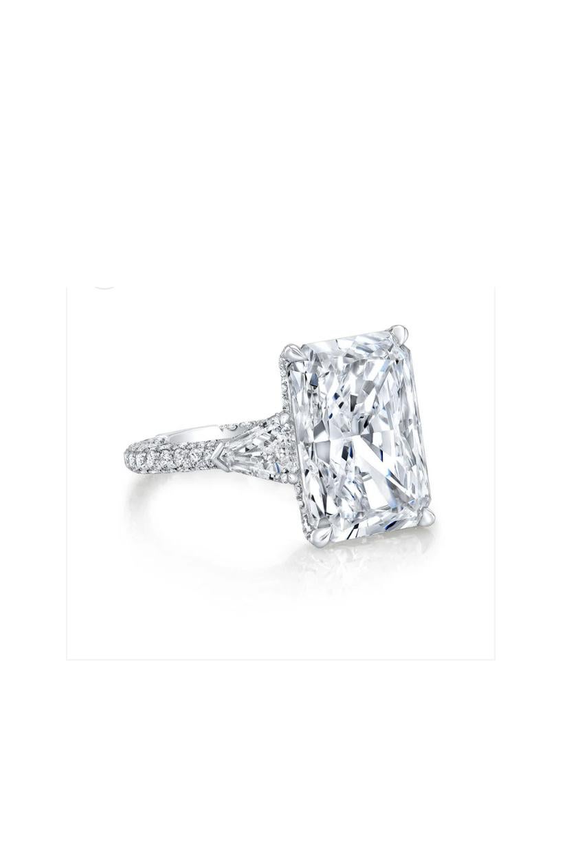 Taglio radiant Anello in oro 18K con diamante a forma di raggiante certificato GIA da 10,00 carati in vendita