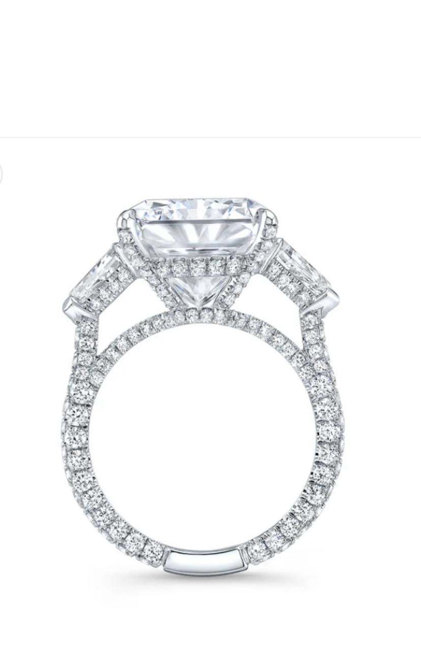 Anello in oro 18K con diamante a forma di raggiante certificato GIA da 10,00 carati In condizioni Nuovo in vendita a Massafra, IT