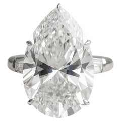 Anello di diamanti a forma di pera con certificato GIA da 10,01 carati D VVS2 e anello in platino