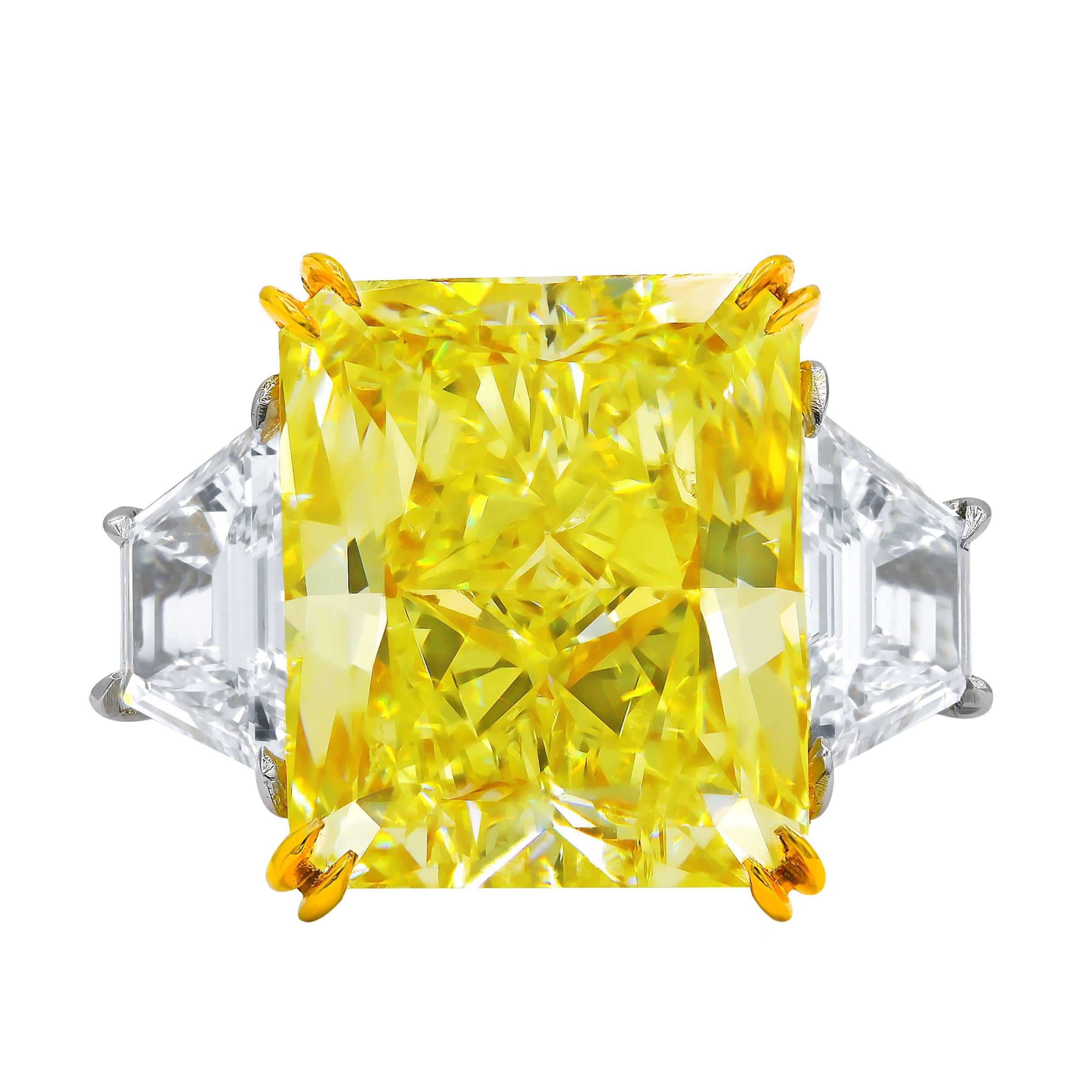 GIA-zertifizierter 10,03 Karat Fancy Gelber Diamantring mit Strahlenschliff (Radiantschliff) im Angebot