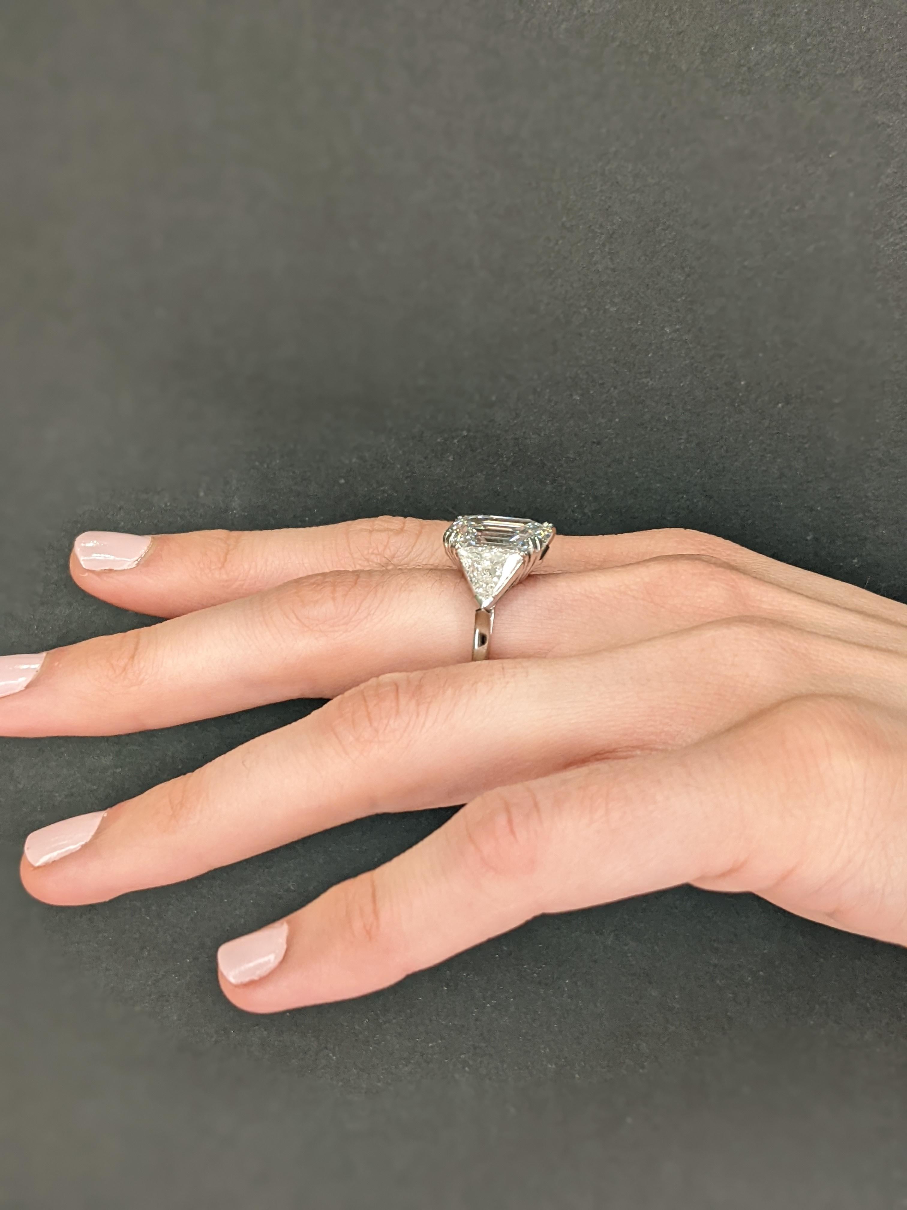 Women's GIA Certified 10 Carat Emerald Cut Diamond Ring For Sale