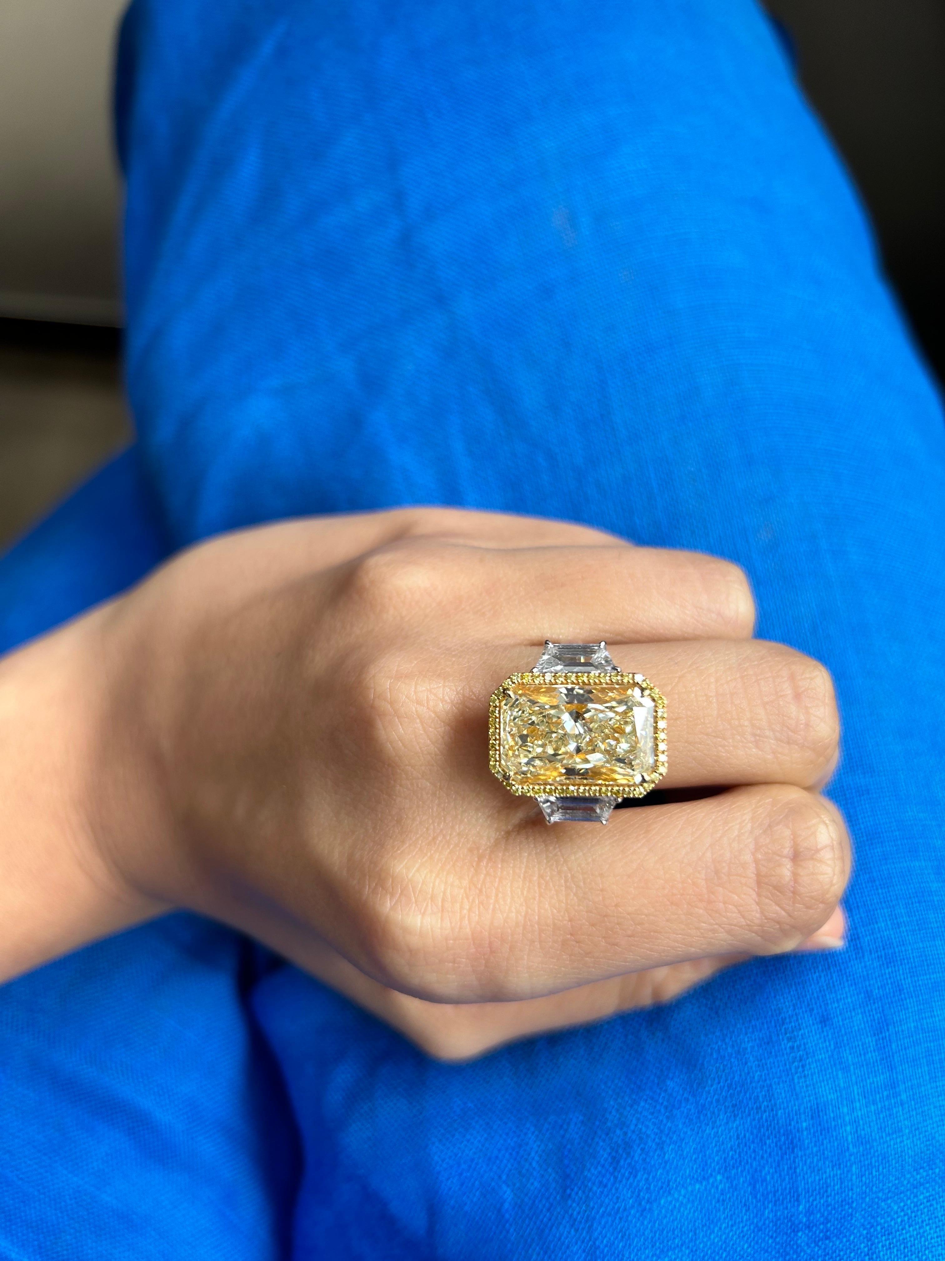 GIA Certified 10.05 Carat Radiant Cut Yellow Diamond Three Stone Ring  In New Condition In Bangkok, Thailand