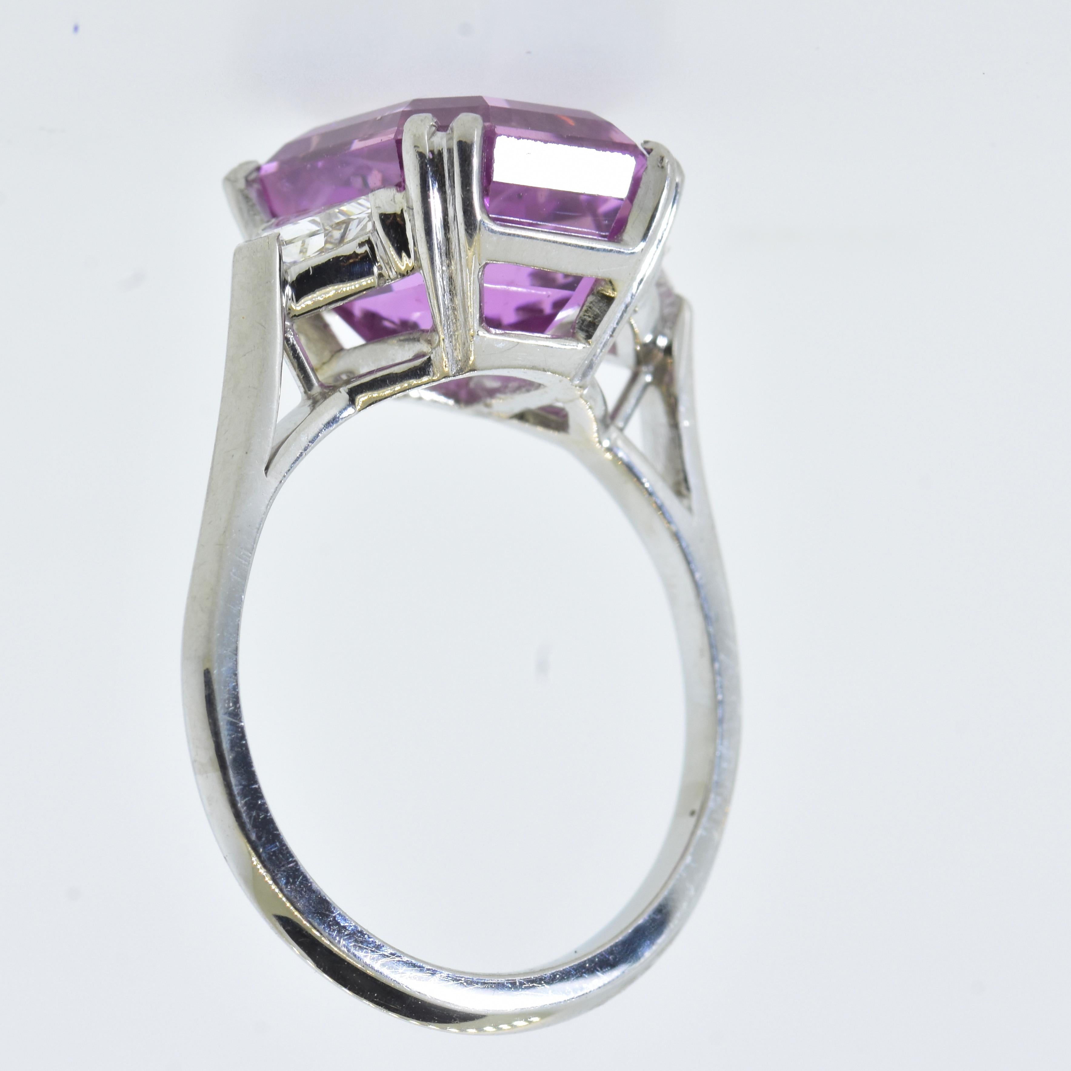 GIA-zertifizierter 10,06 Karat Ceylon-Ring mit rosafarbenem, lila Saphir und weißem Diamanten, 1935 im Angebot 2