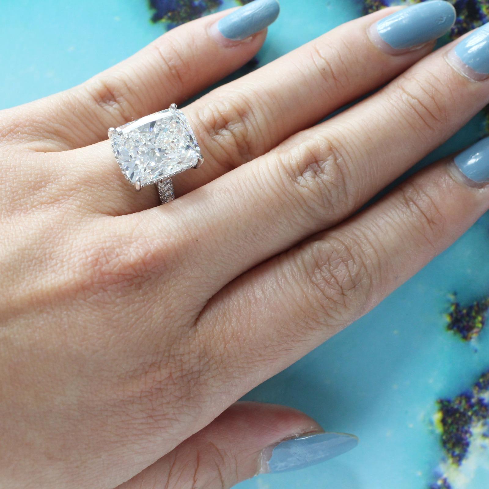 Contemporary GIA Certified 10.08 Carat Cushion Cut Diamond Color 