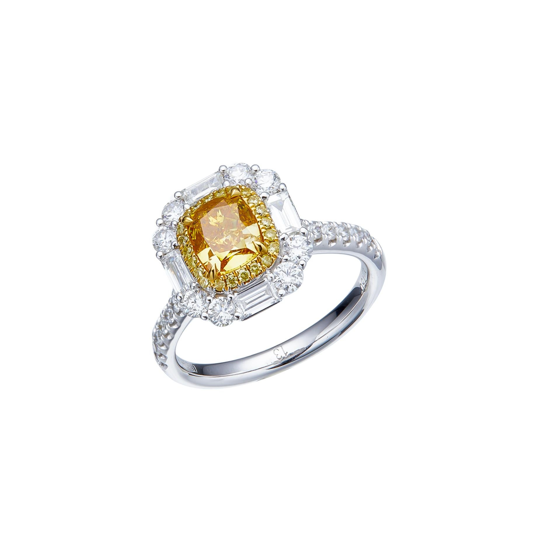 GIA Certified, 1.00ct Fancy Deep Brownish Orangy Yellow Cushion Cut Natural 18kt In New Condition For Sale In Hong Kong, HK