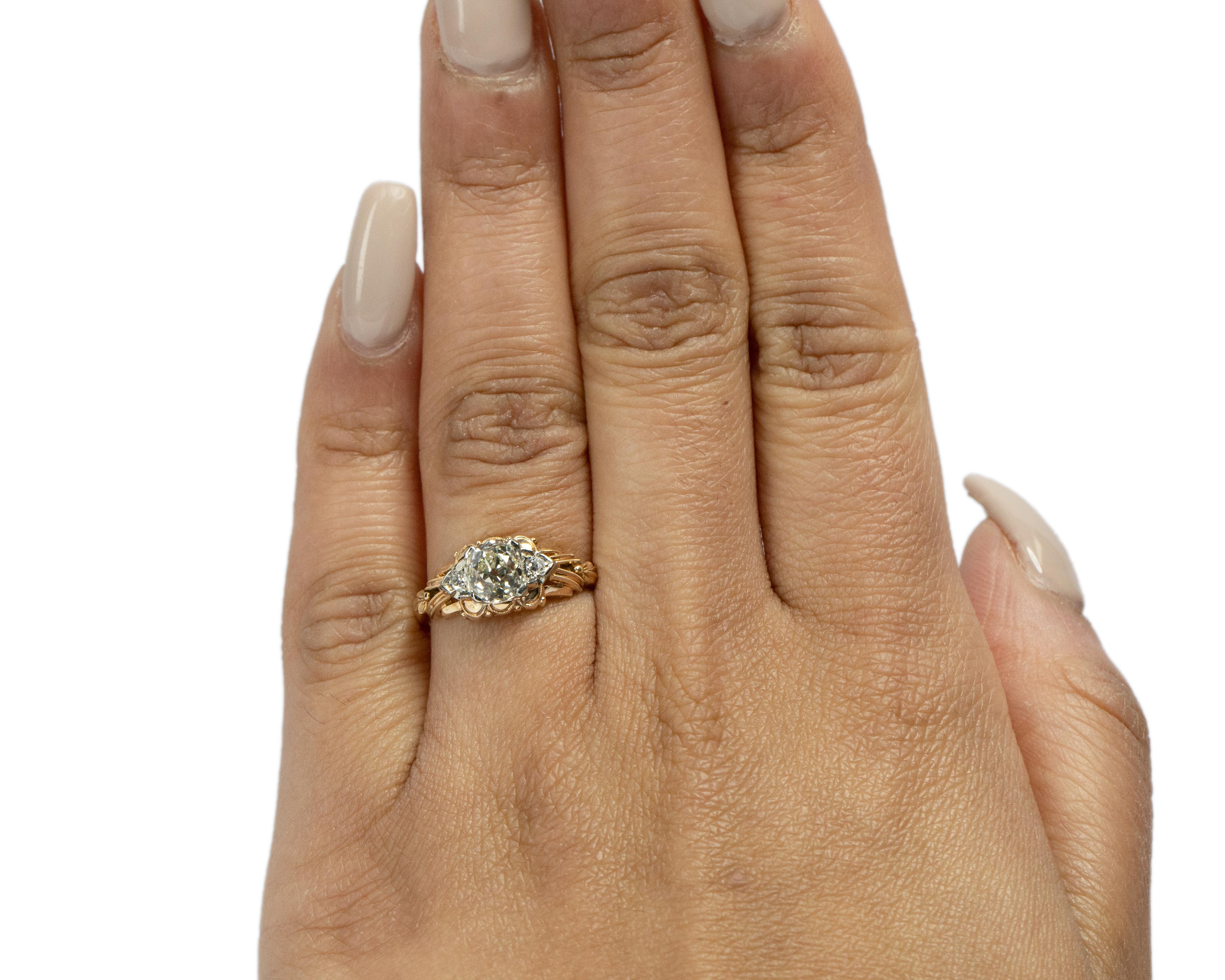 Women's GIA Certified 1.01 Carat Art Deco Diamond 14 Karat Yellow Gold Engagement Ring For Sale