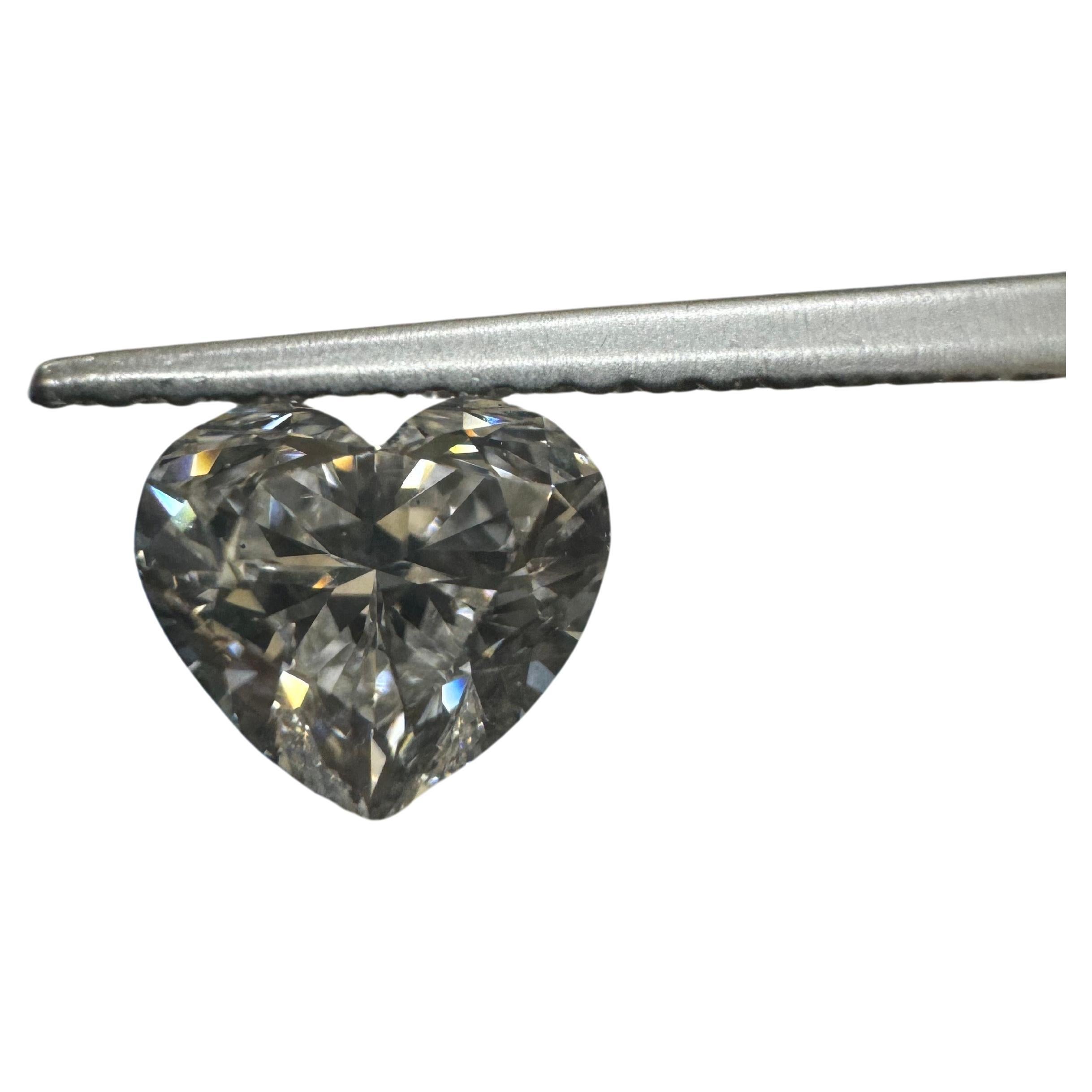 Diamante certificato GIA

Forma - Diamante a cuore Brilliante

Peso in carati: 1,01

Colore- D.

Limpidezza - VS2

DIAMANTE INCISO AL LASER

Numero di certificato: 6402332210

Un incredibile diamante con taglio a cuore Brilliante che è fuori dal