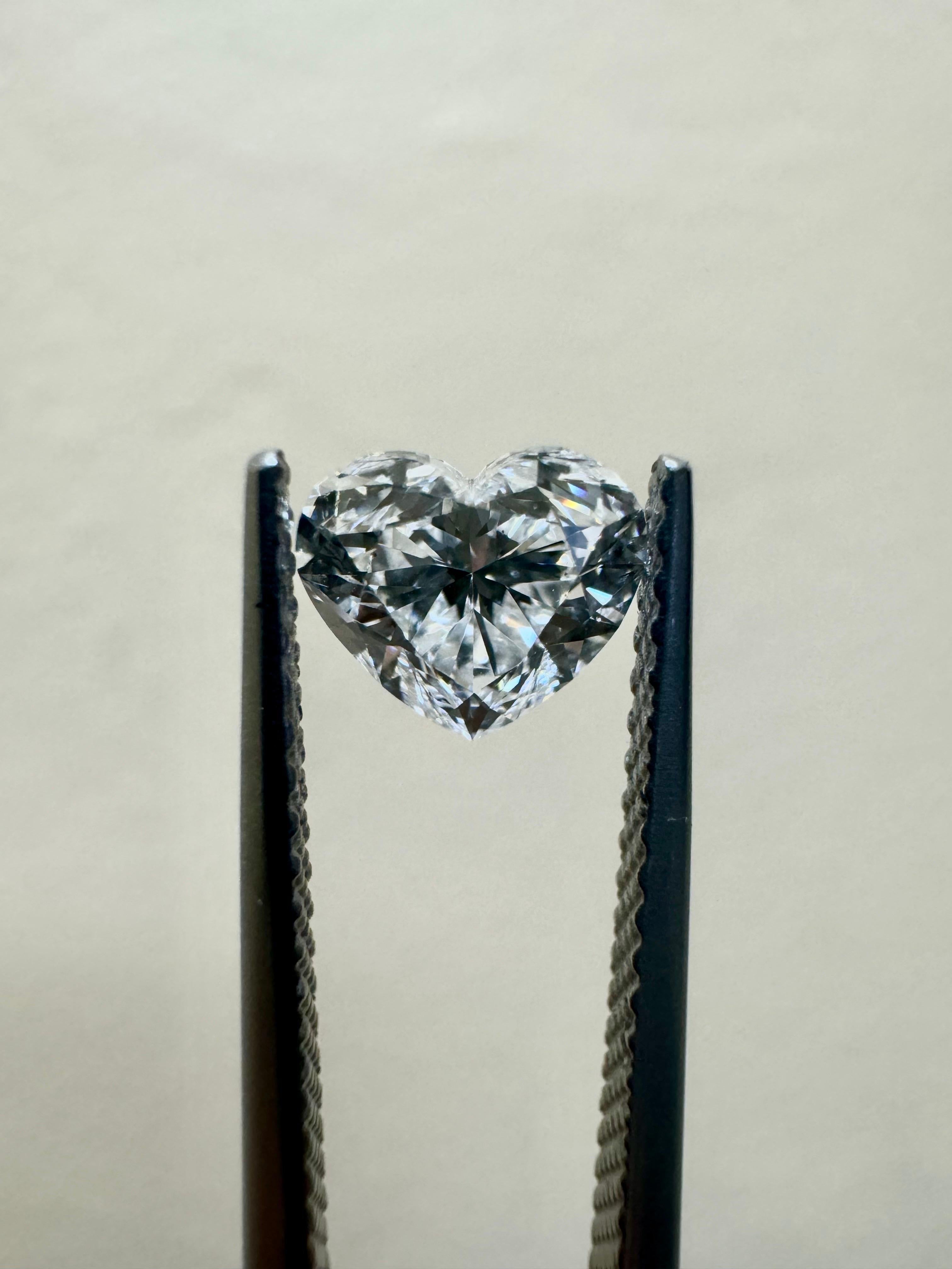 Diamante a forma di cuore certificato GIA da 1,01 carati con colore D e purezza VS2 in vendita 2