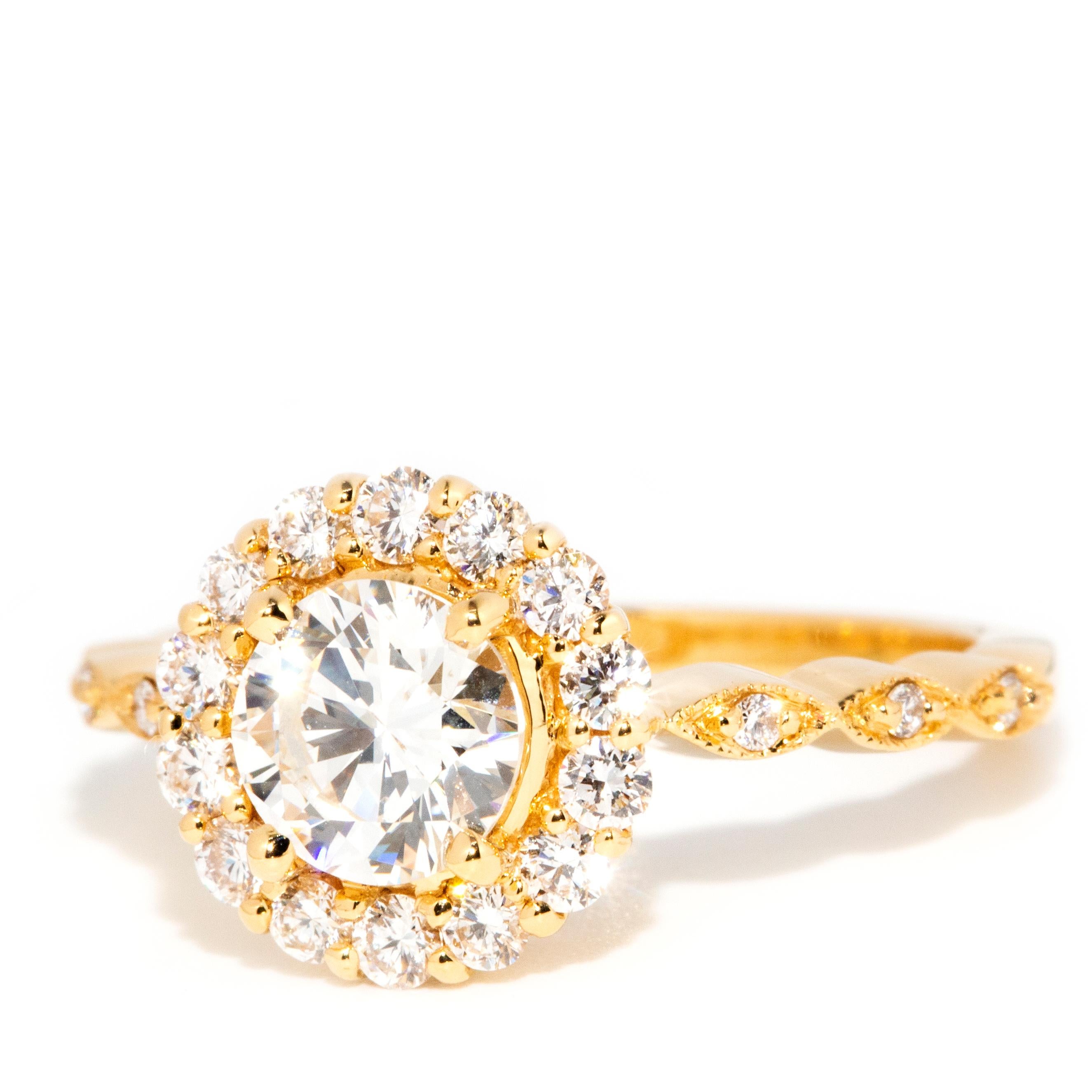 GIA Certified 1.01 Carat Diamond Halo Cluster Ring in 18 Carat Yellow Gold For Sale 3