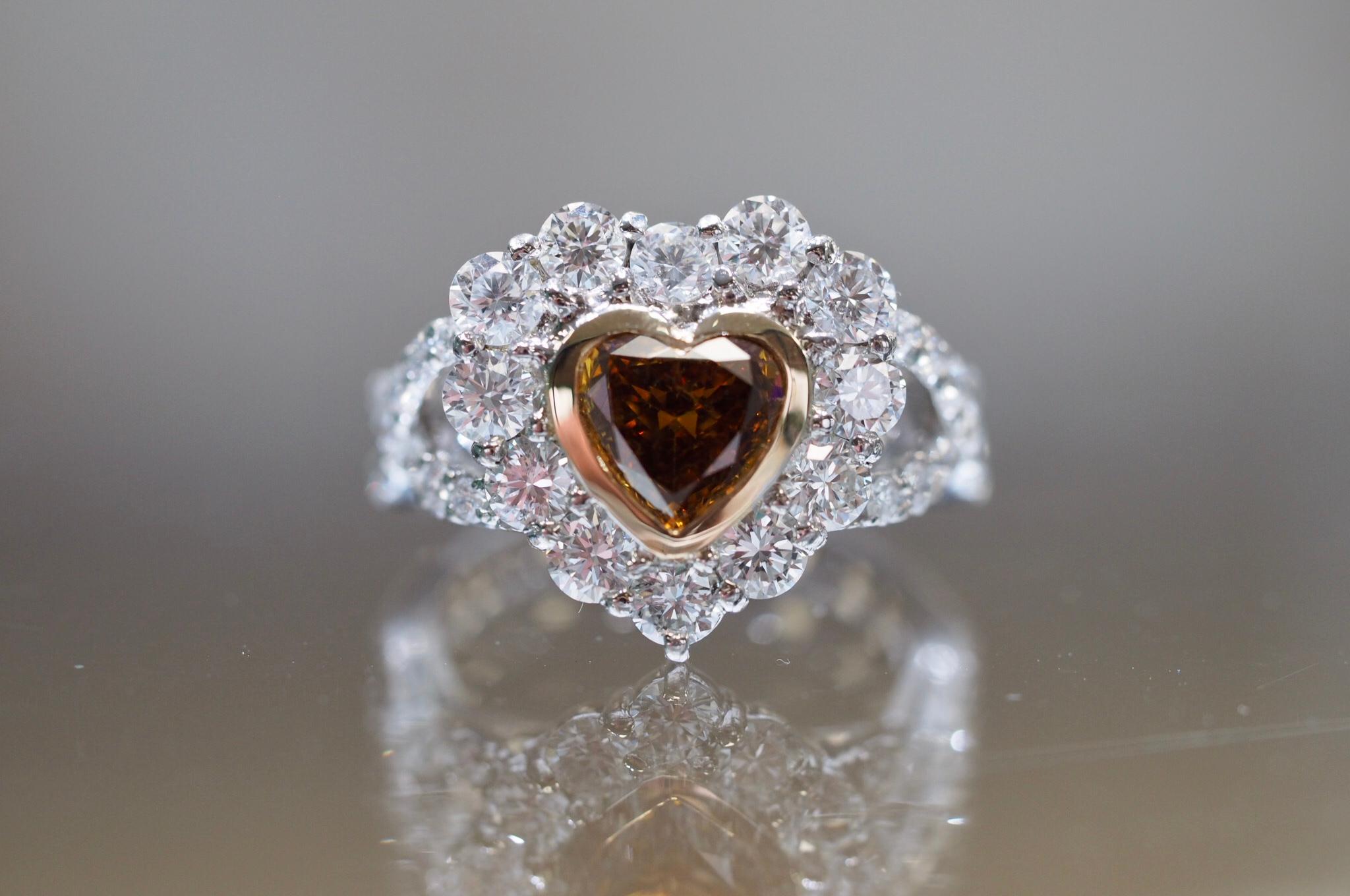 Women's or Men's GIA Certified 1.01 Carat Diamond Heart Platinum Ring
