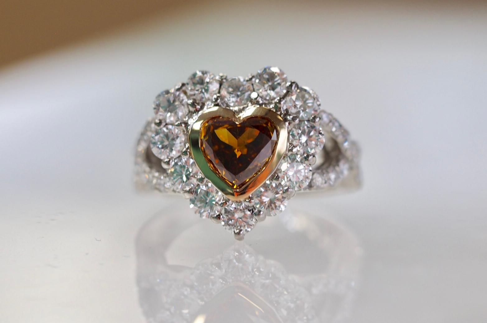 GIA Certified 1.01 Carat Diamond Heart Platinum Ring 2