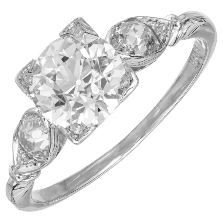 GIA Certified 1.01 Carat Diamond Platinum Art Deco ThreeStone Engagement Ring For Sale at 1stDibs