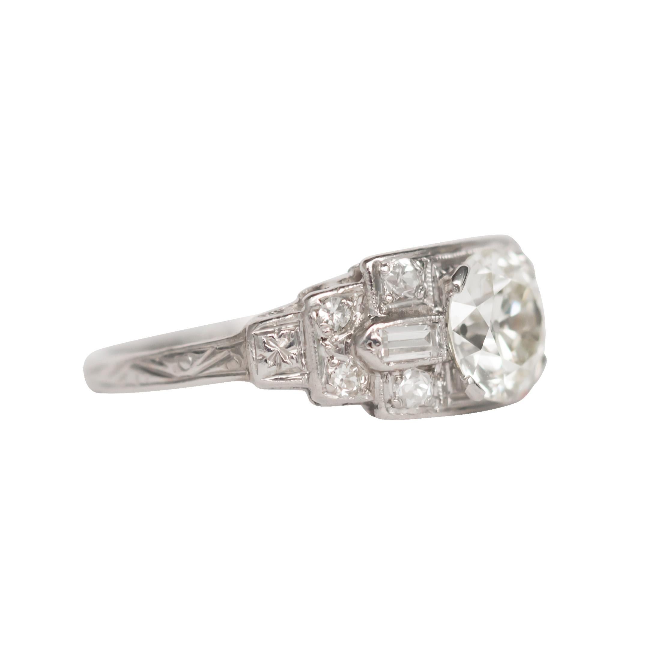 Art Deco GIA Certified 1.01 Carat Diamond Platinum Engagement Ring For Sale