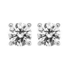 GIA Certified 1.01 carat each round shape 4 prongs studs in Platinum