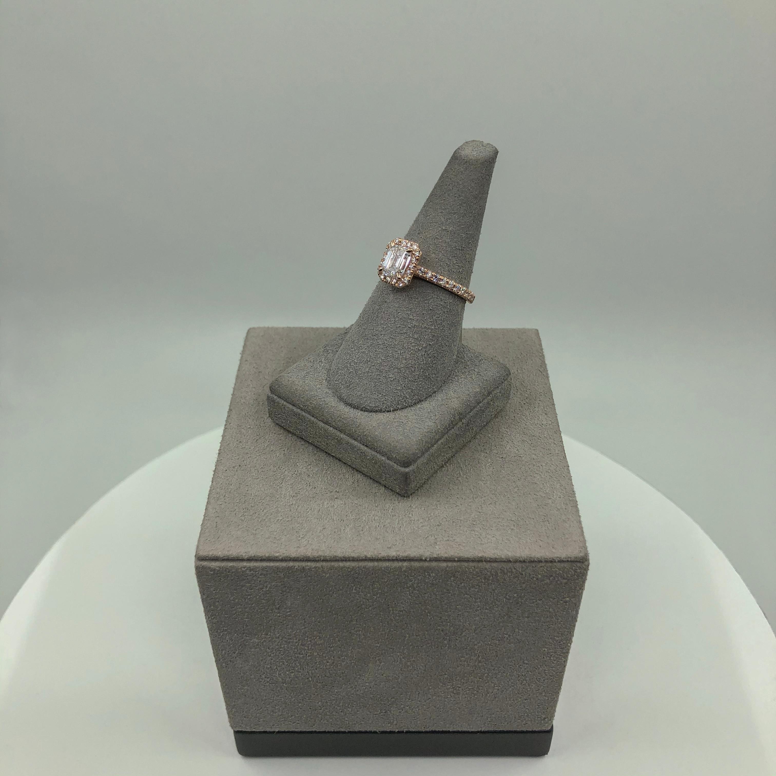 Roman Malakov GIA Certified 1.01 Carats Emerald Cut Diamond Halo Engagement Ring For Sale 5