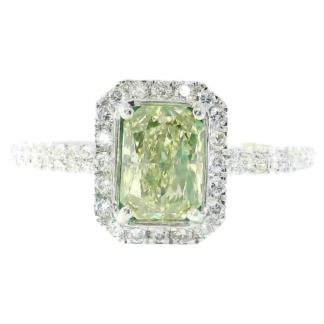 Anello con diamante certificato GIA da 1,01 carati, di colore giallo bruno-verdastro e di purezza SI2