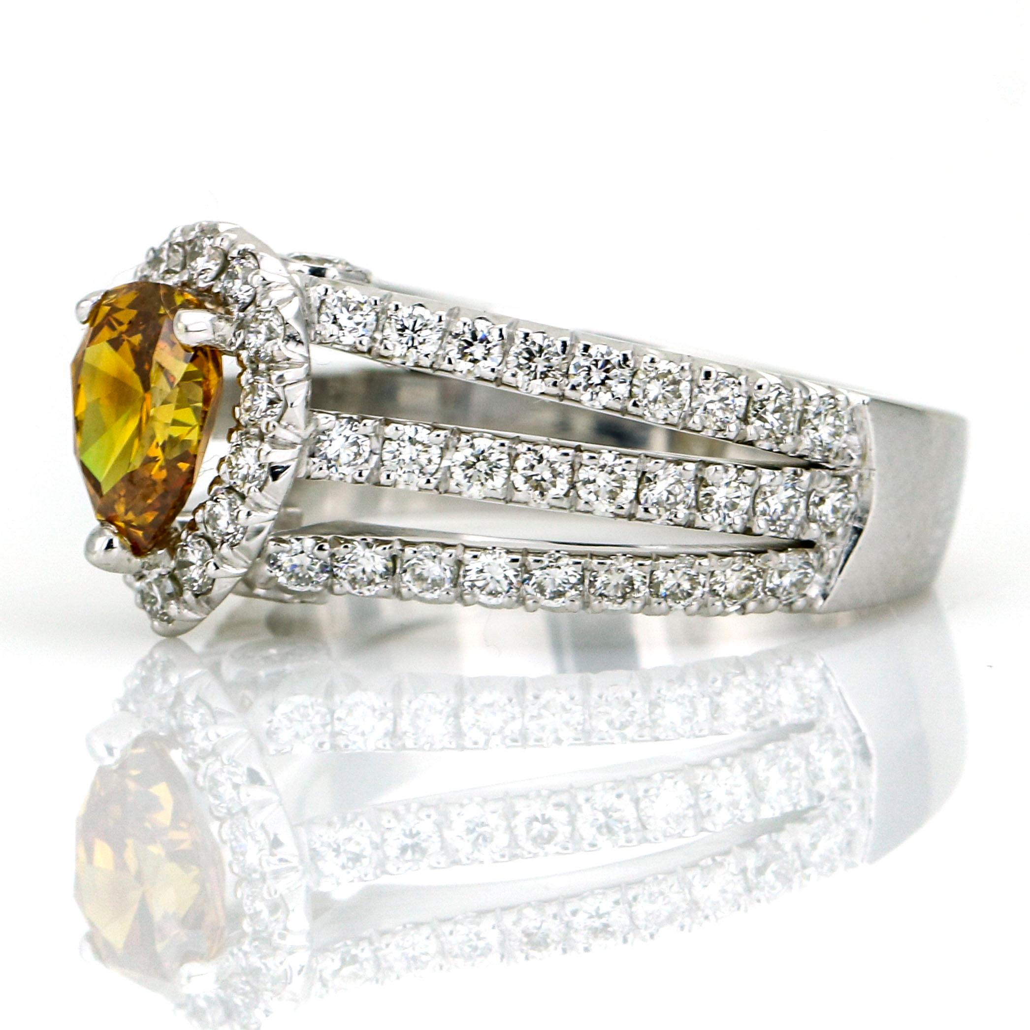 1.01 Carat 18k Gold GIA Certified Natural Fancy Orange Diamond Engagement Ring For Sale 1