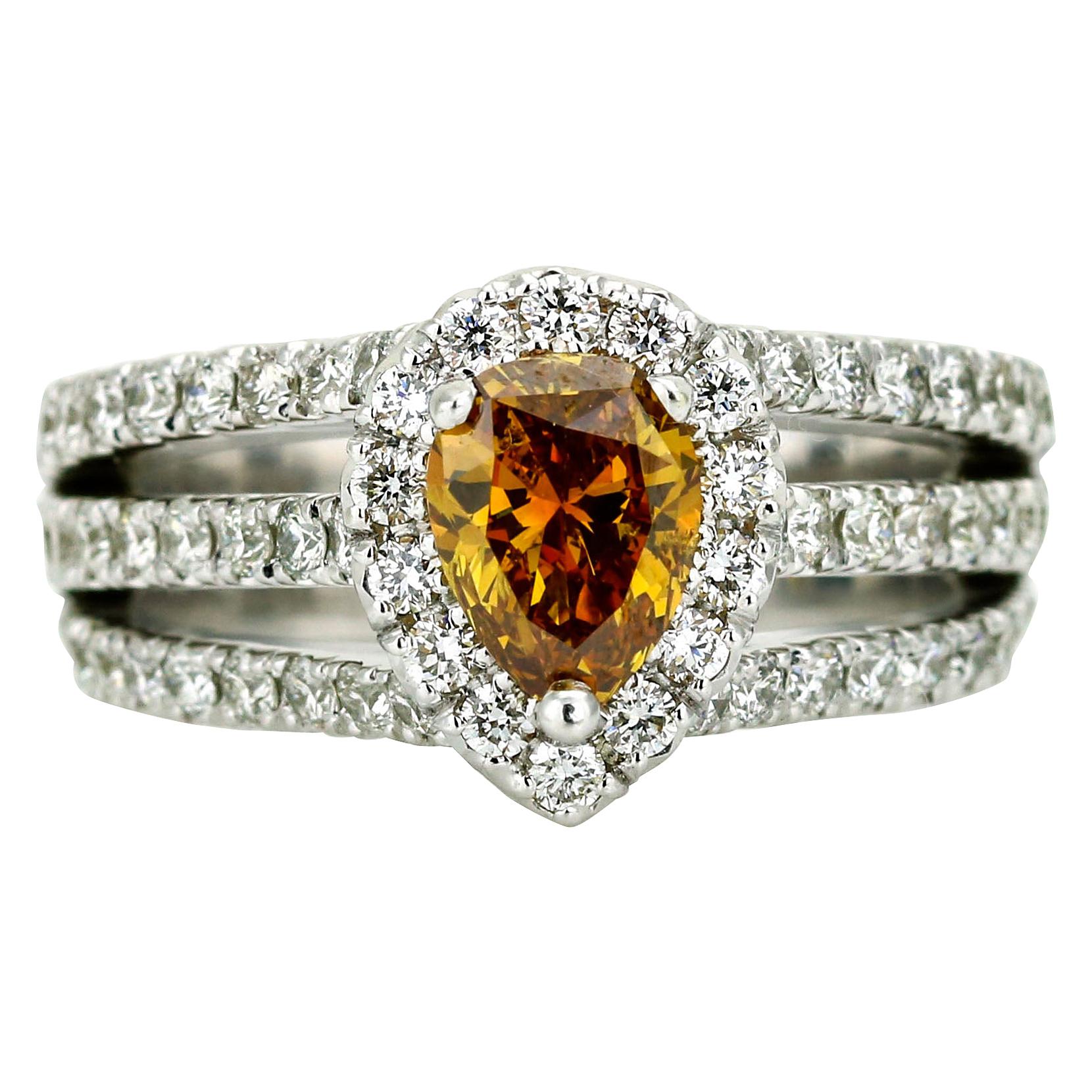 1.01 Carat 18k Gold GIA Certified Natural Fancy Orange Diamond Engagement Ring For Sale
