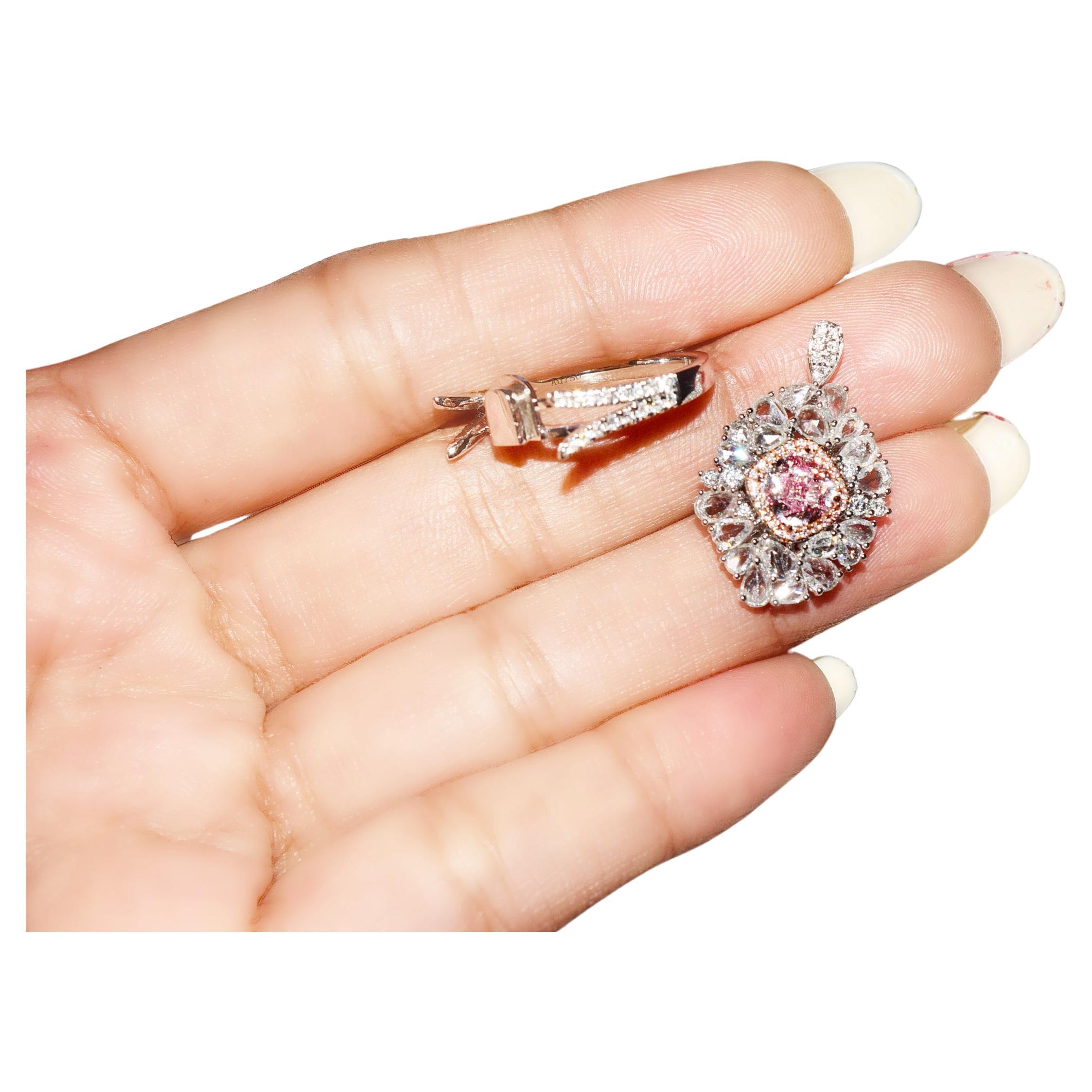 GIA Certified 1.01 Carat Light Pink Diamond Ring VS2 Clarity For Sale