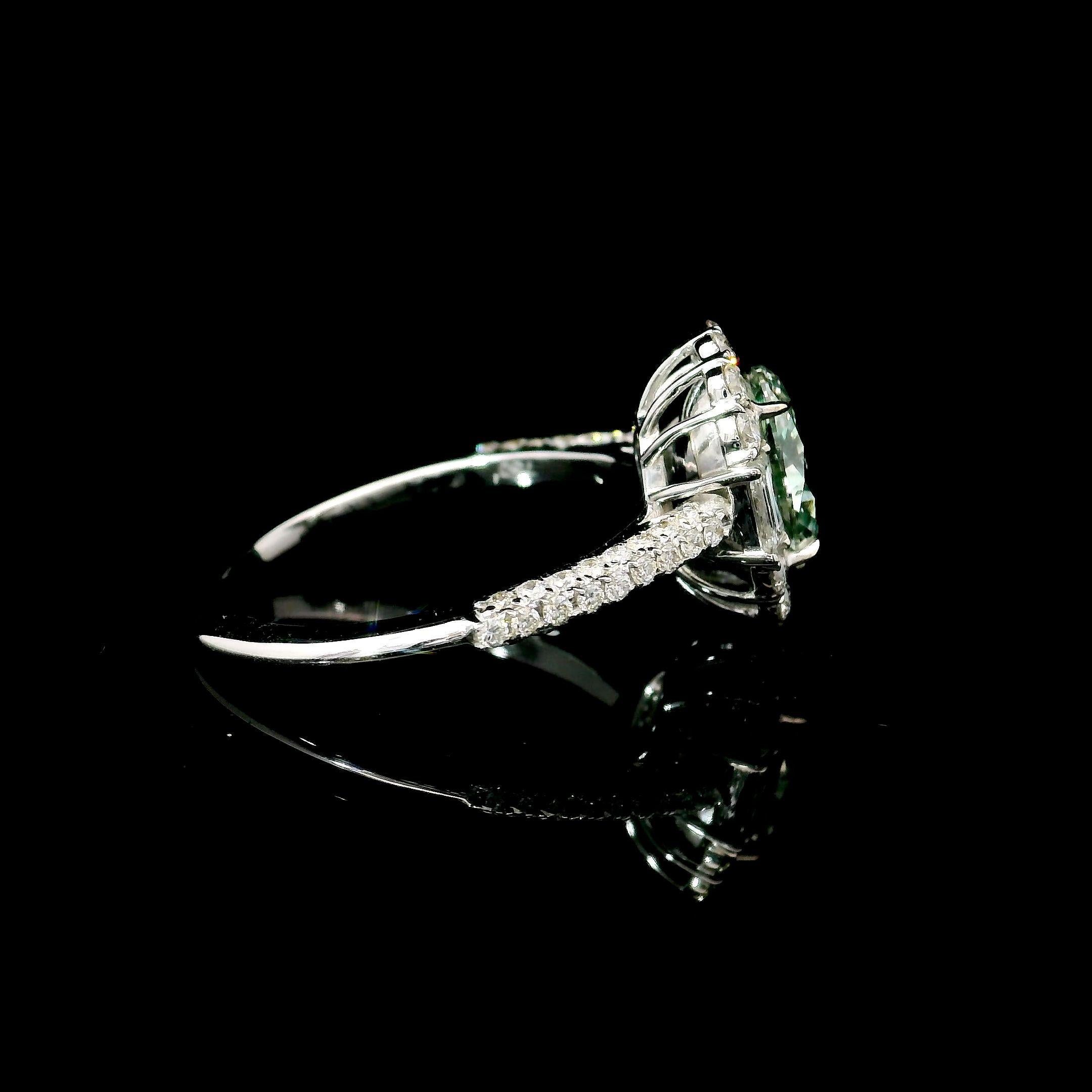 GIA Certified 1.01 Carat Light Yellow Green 18K Ring SI2 Clarity Diamond Ring 2