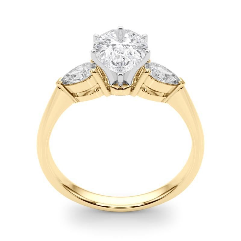Donna GIA Certified 1.01 Carat Pear East-West Three-Stone Diamond Ring in vendita