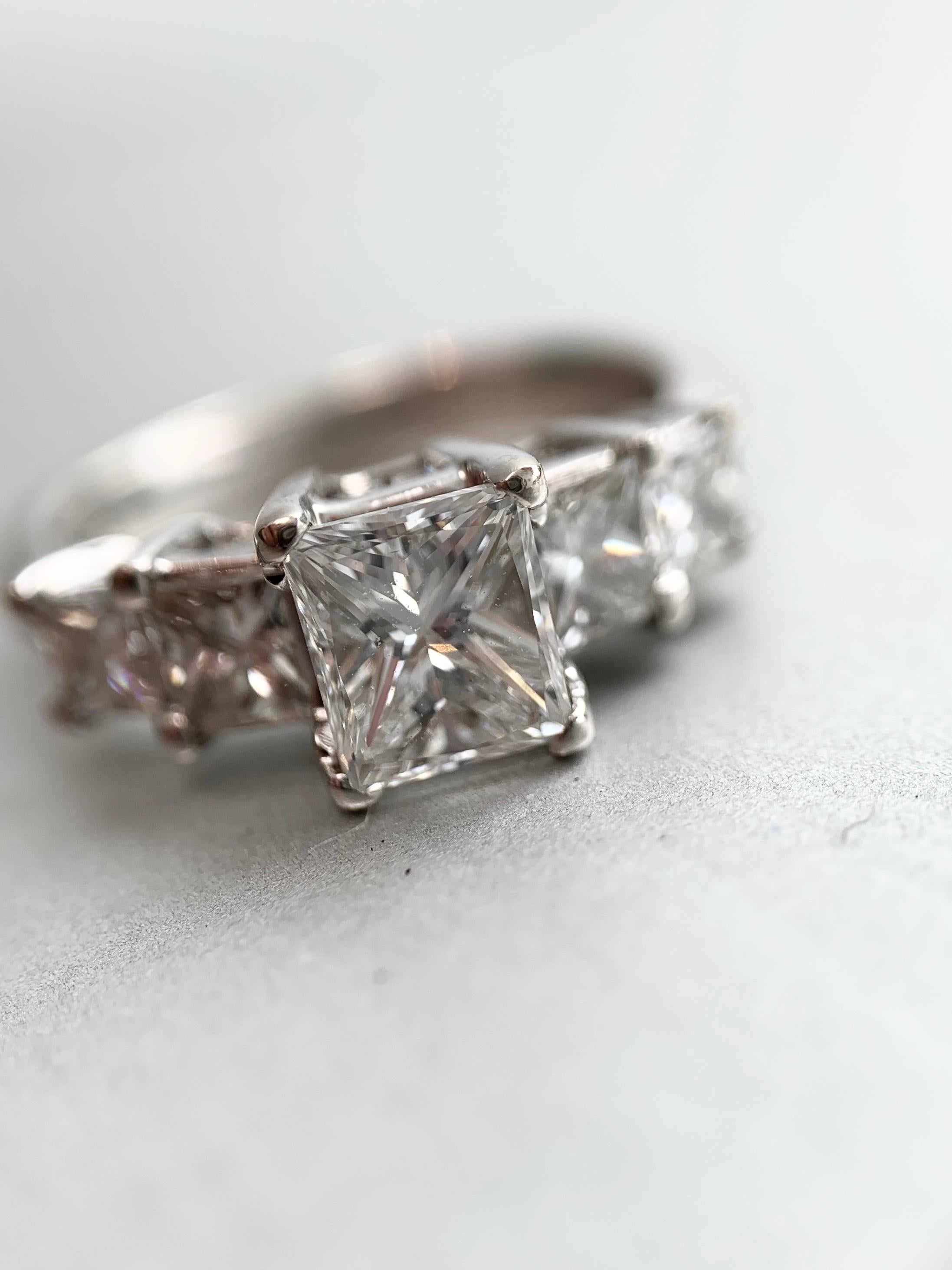 GIA Certified 1.01 Carat Princess Cut Diamond Graduated Diamond Engagement Ring For Sale 3