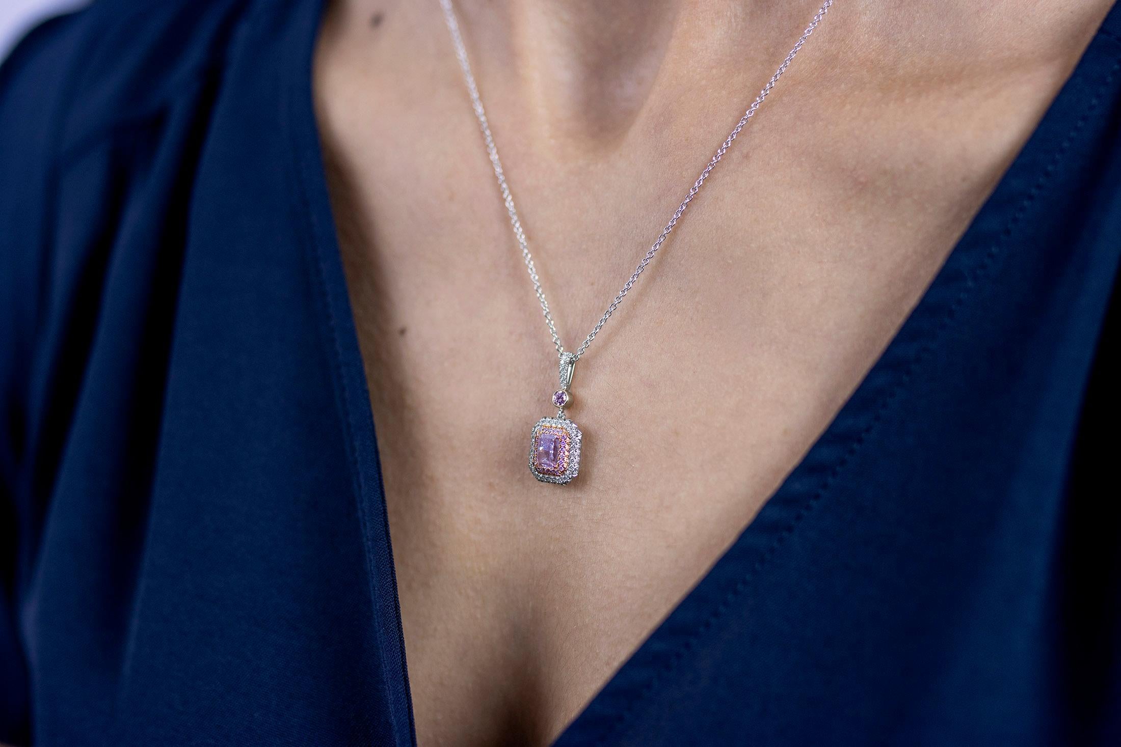 GIA Certified 1.01 Carat Radiant Cut Fancy Color Pink Diamond Pendant Necklace In New Condition For Sale In New York, NY