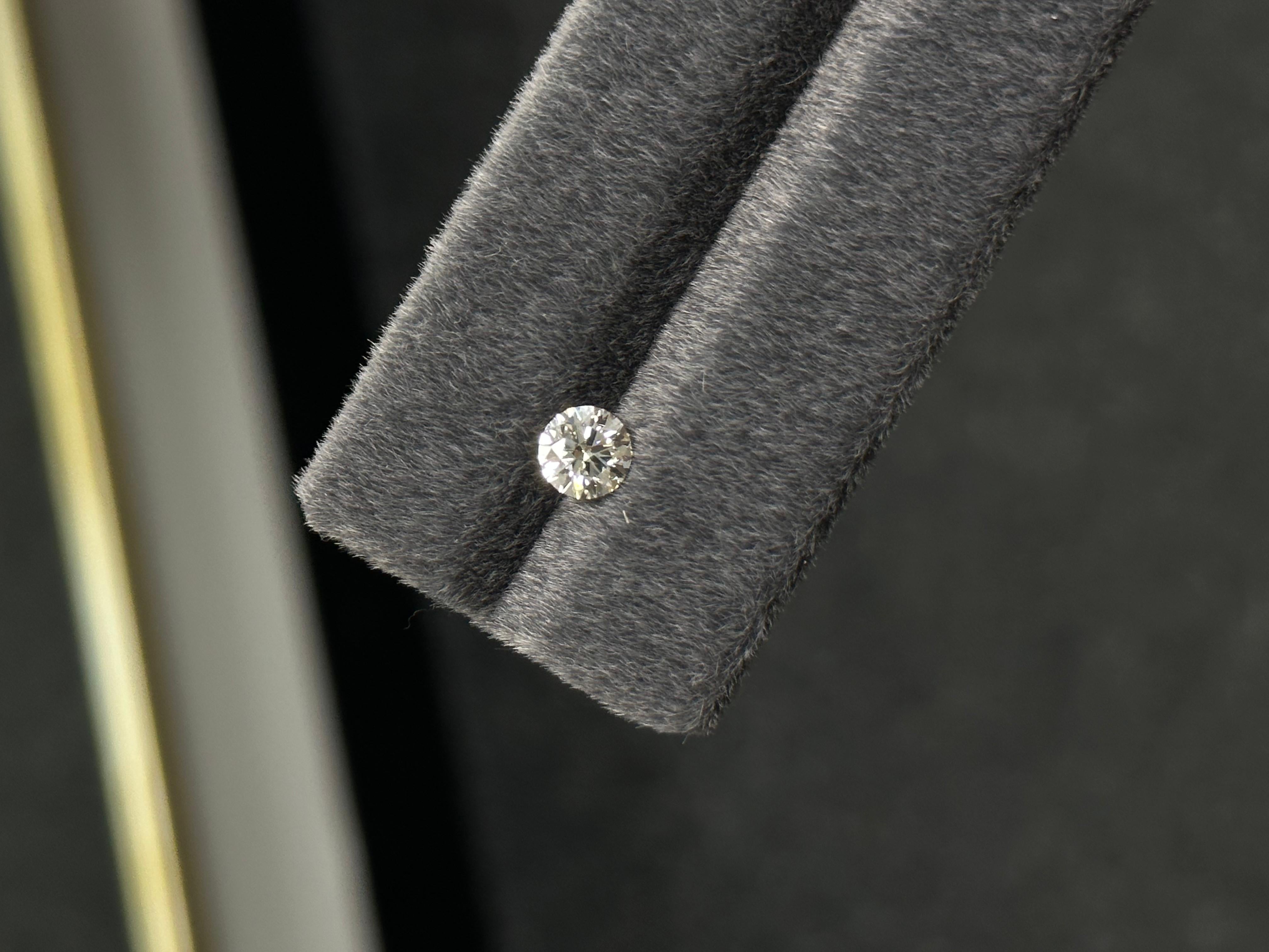 GIA-zertifizierter 1,01 Karat runder Brillant-Naturdiamant (Verlobungsringe) für Damen oder Herren im Angebot